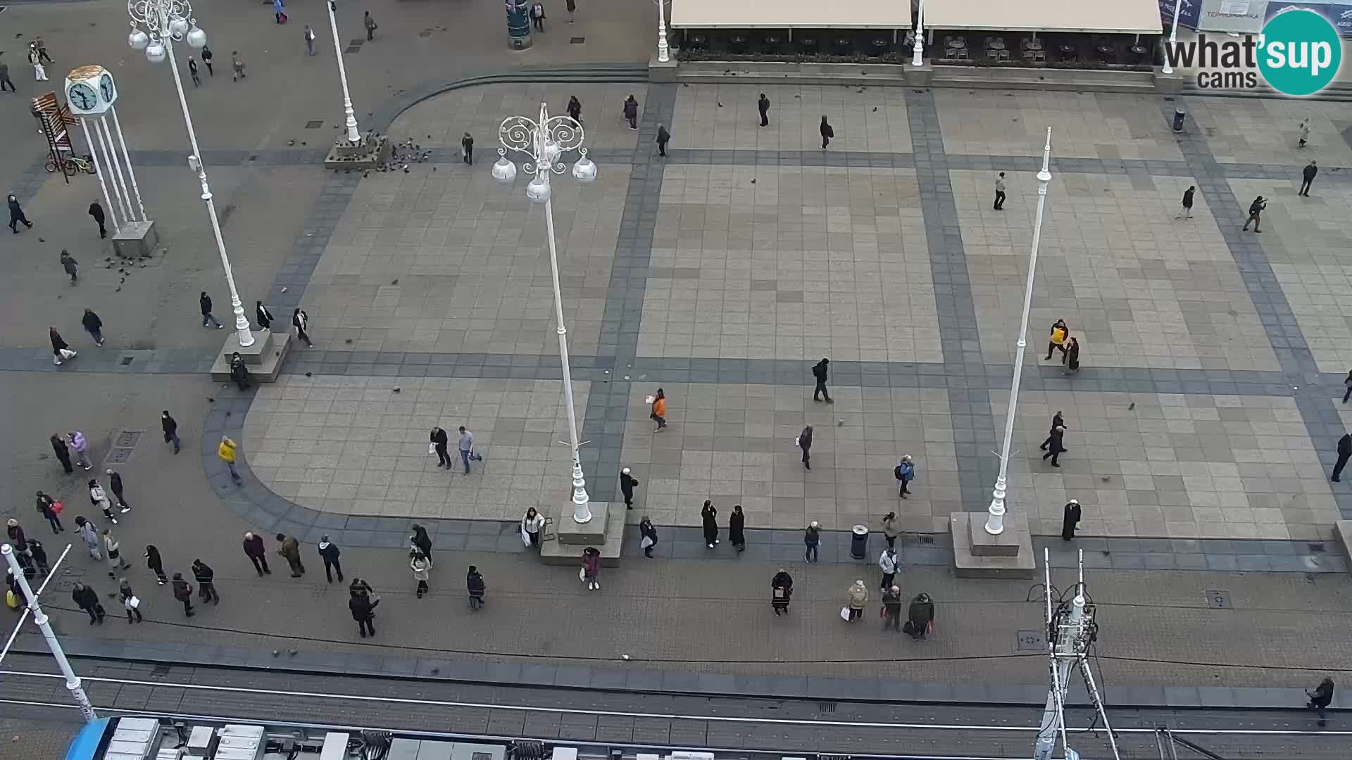 Trg Bana Jelačića web kamera Zagreb – Hotel Dubrovnik