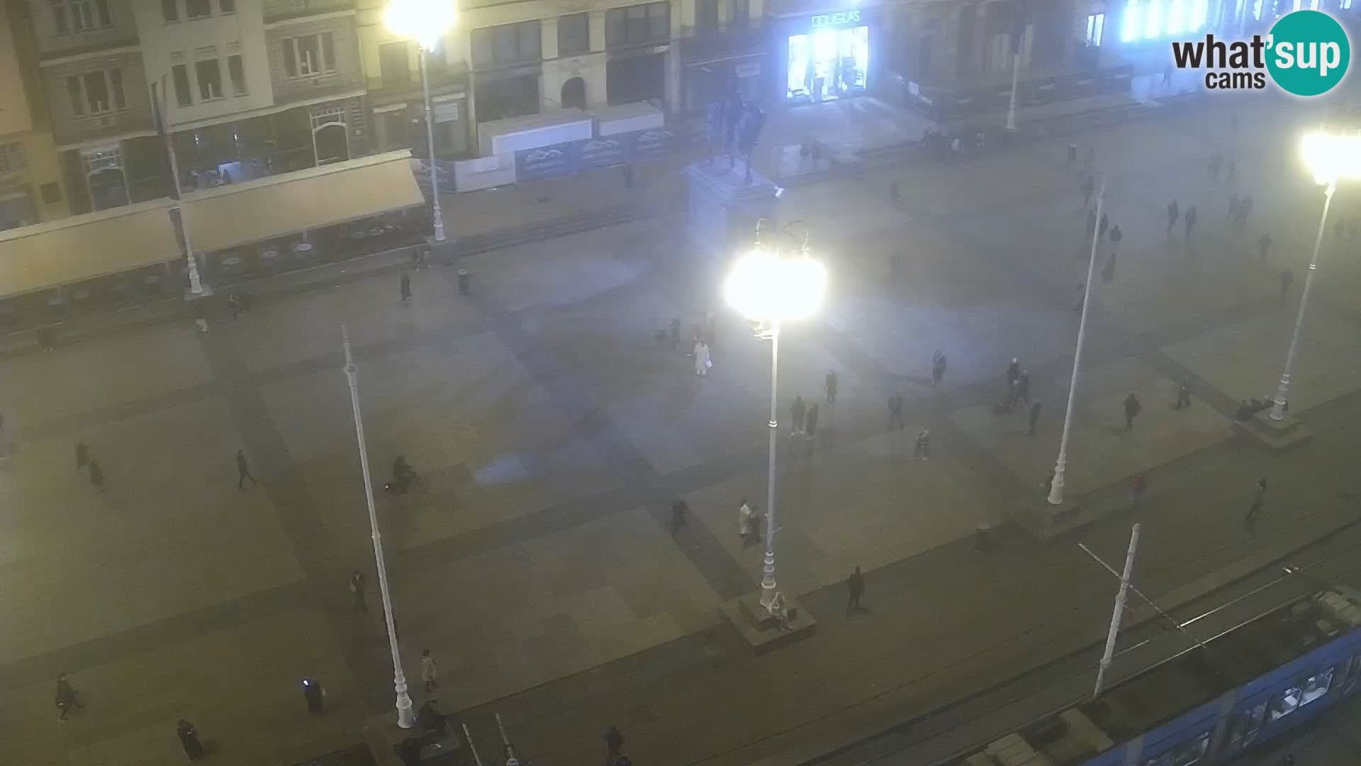 Ban Jelačić live cam Zagreb – Hotel Dubrovnik