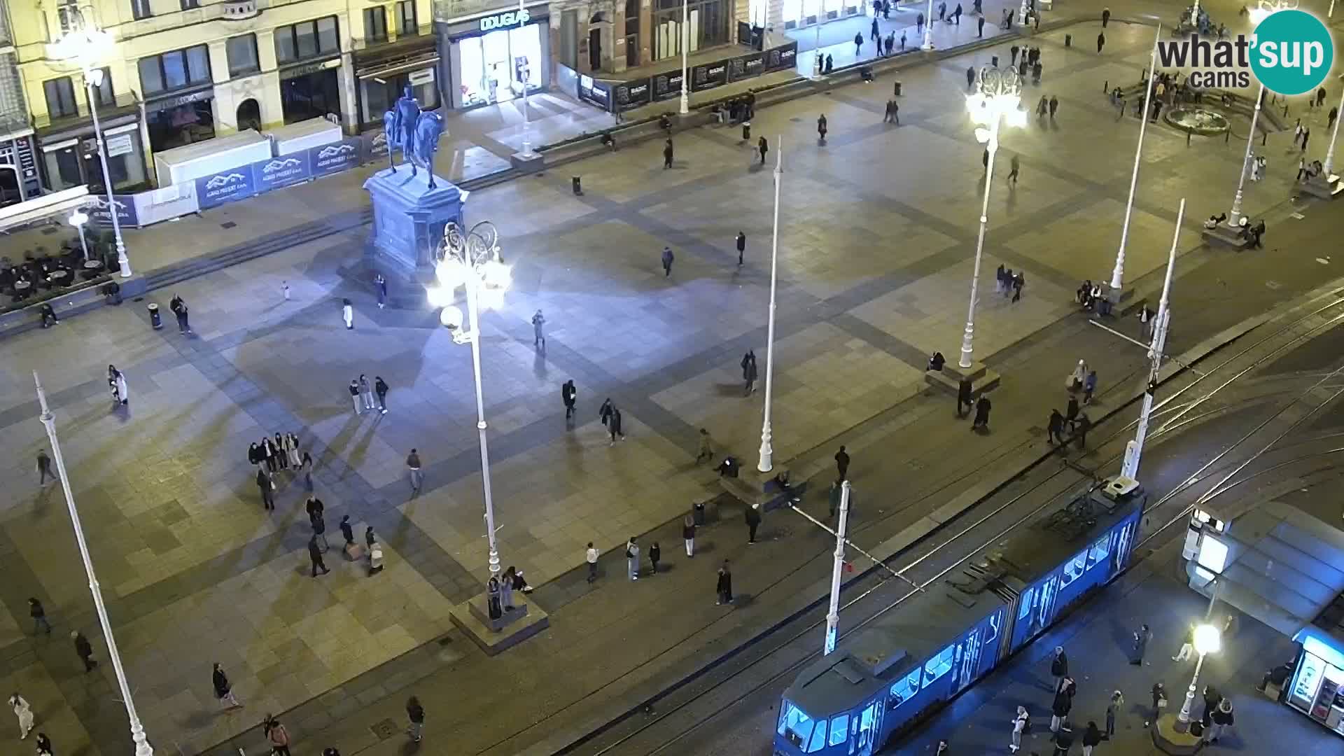 Ban Jelačić Platz  Live webcam Zagreb – Hotel Dubrovnik