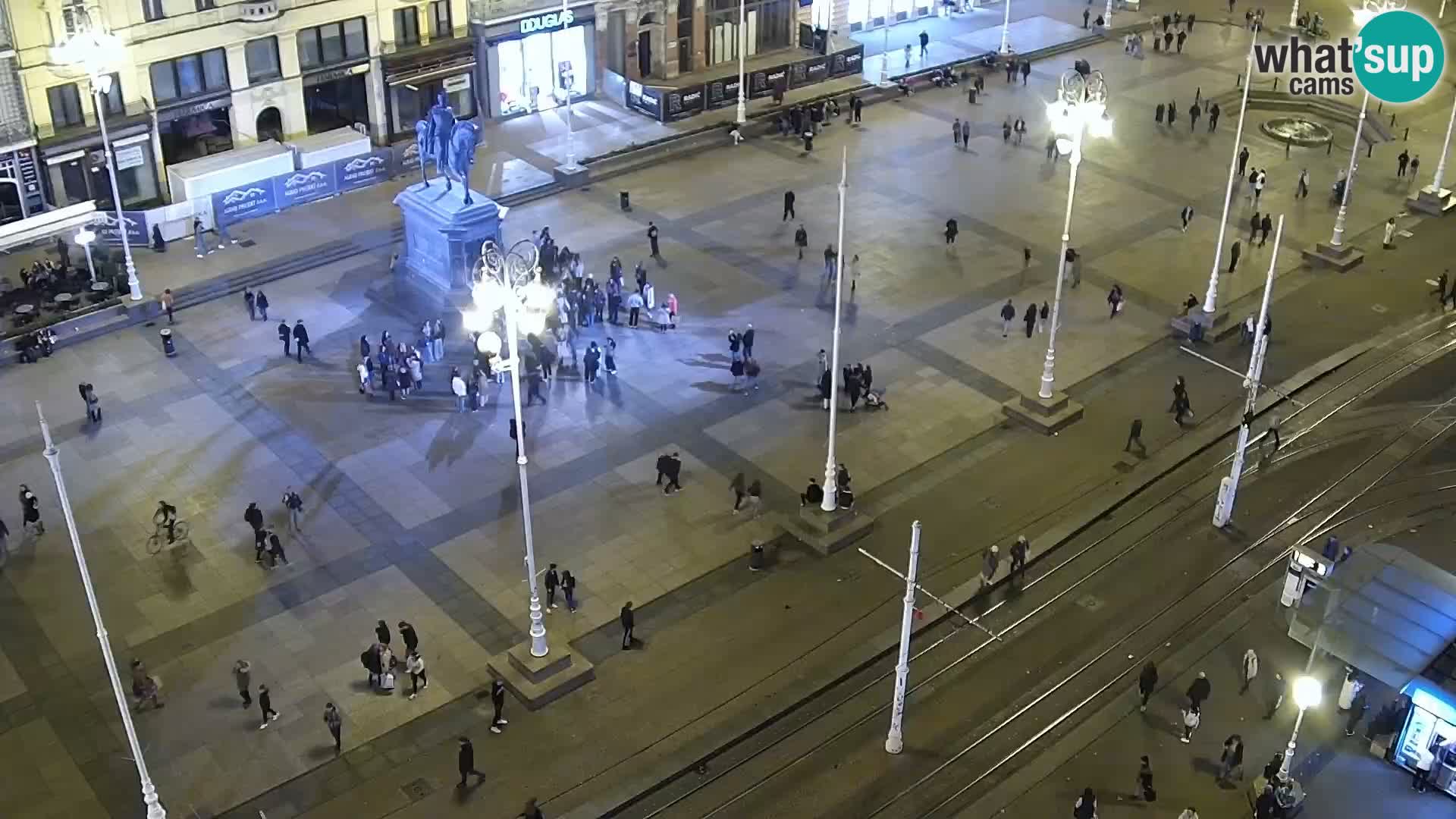 Ban Jelačić Platz  Live webcam Zagreb – Hotel Dubrovnik