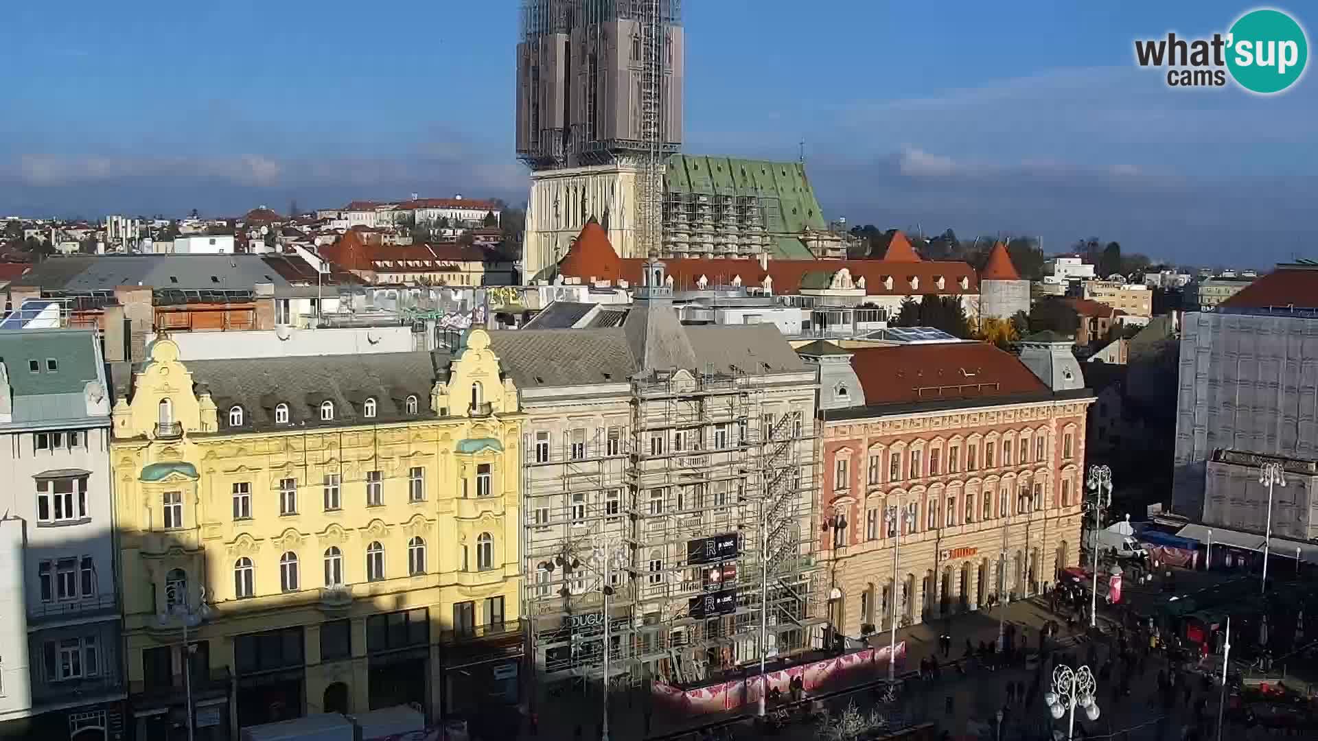 Trg Bana Jelačića v živo Zagreb – Hotel Dubrovnik
