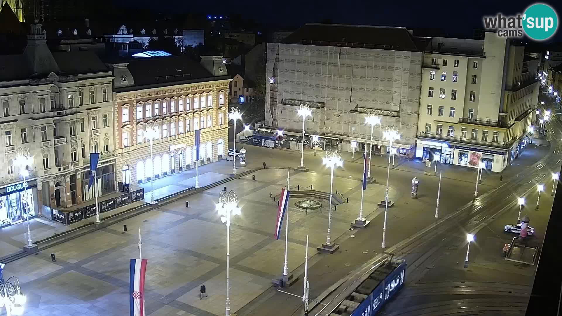 LIVE Webcam Zagreb Hotel Dubrovnik | Ban Jelačić square