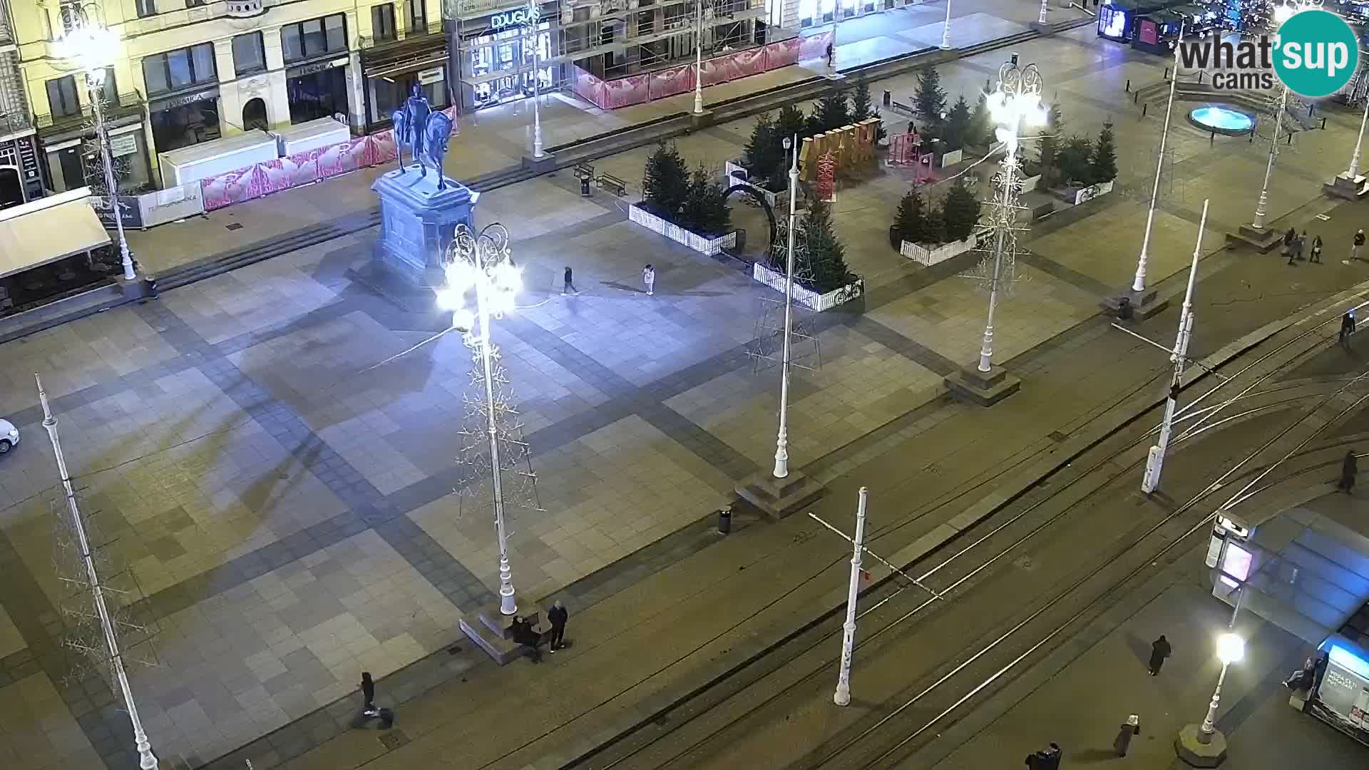 Trg Bana Jelačića web kamera Zagreb – Hotel Dubrovnik