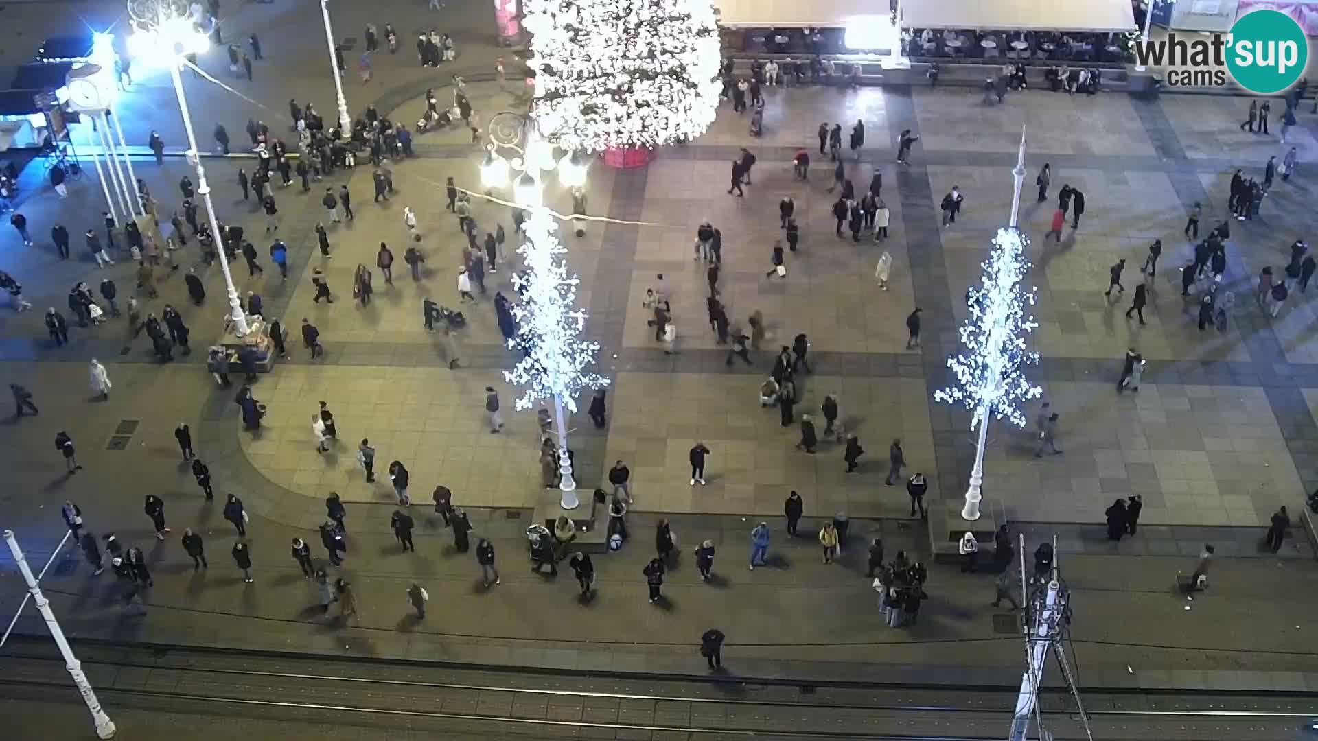 Piazza Ban Jelačić livecam Zagreb – Hotel Dubrovnik