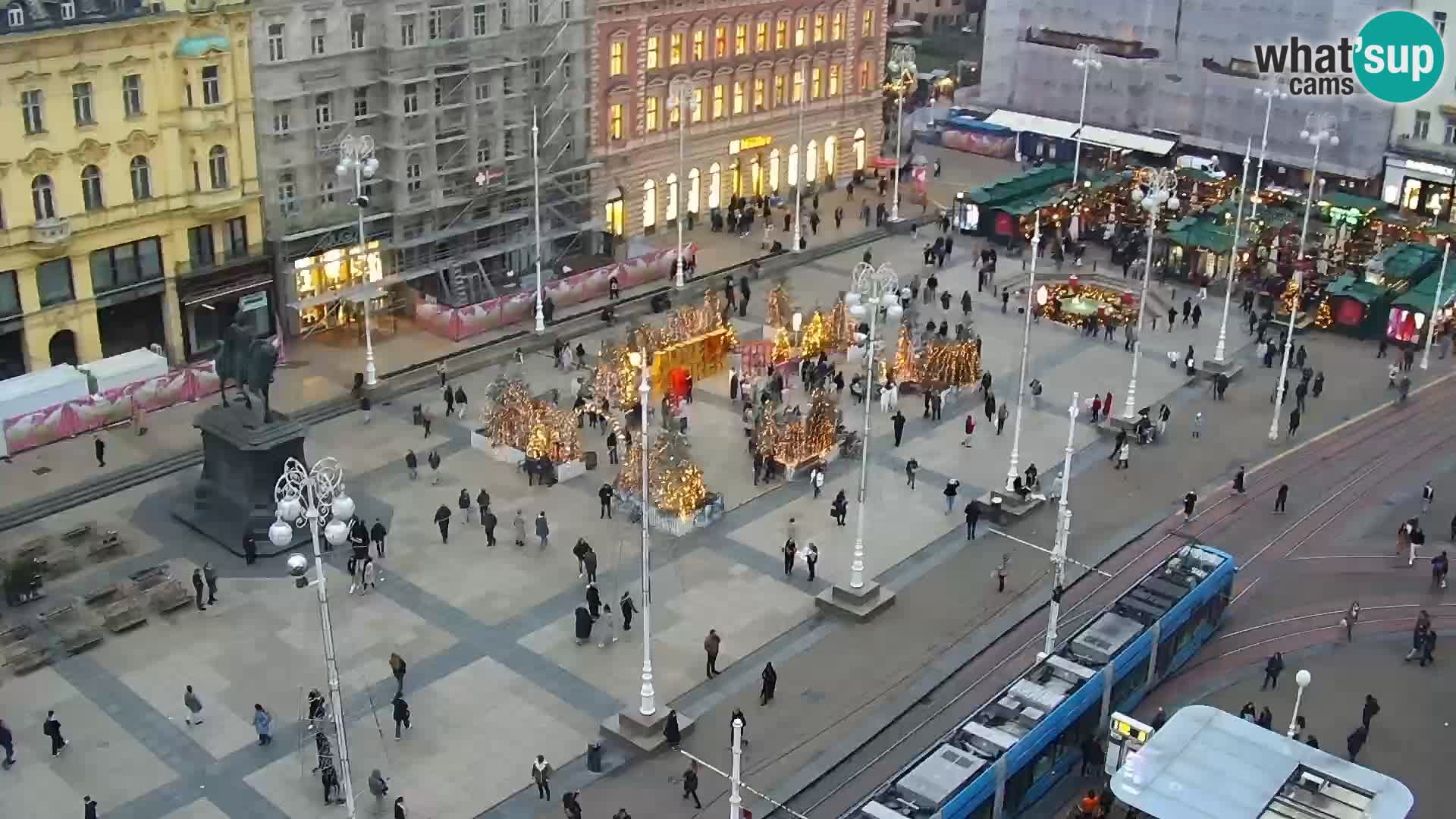 Piazza Ban Jelačić livecam Zagreb – Hotel Dubrovnik