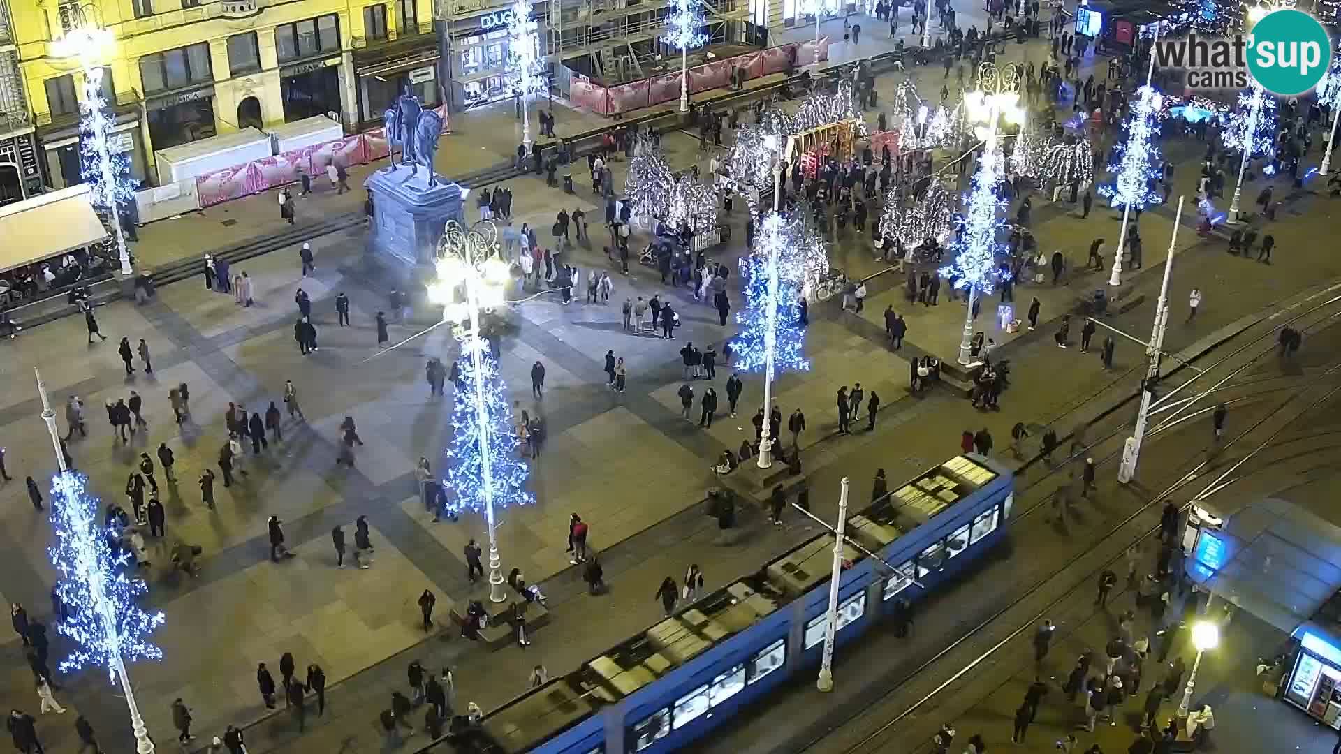 Trg Bana Jelačića v živo Zagreb – Hotel Dubrovnik