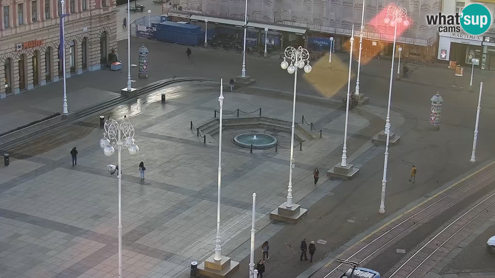 LIVE Webcam Zagreb Hotel Dubrovnik | Ban Jelačić square
