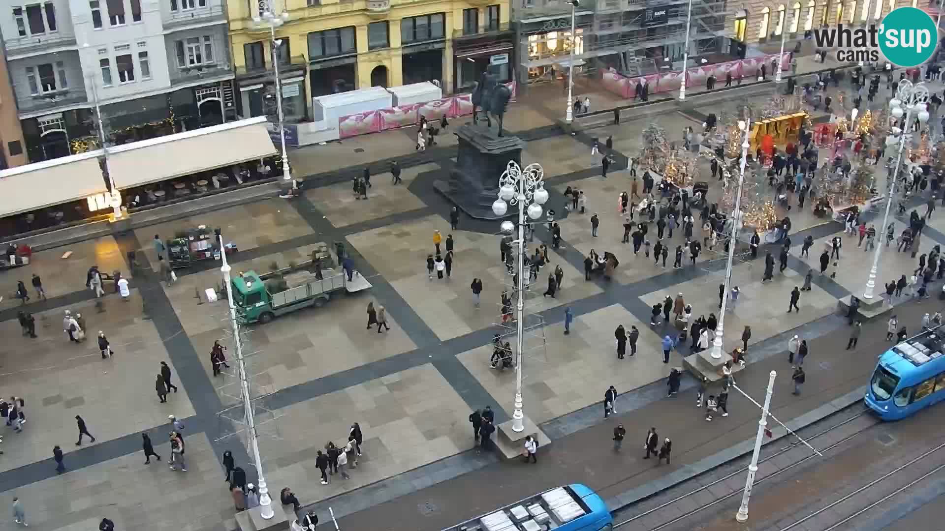 Trg Bana Jelačića v živo Zagreb – Hotel Dubrovnik