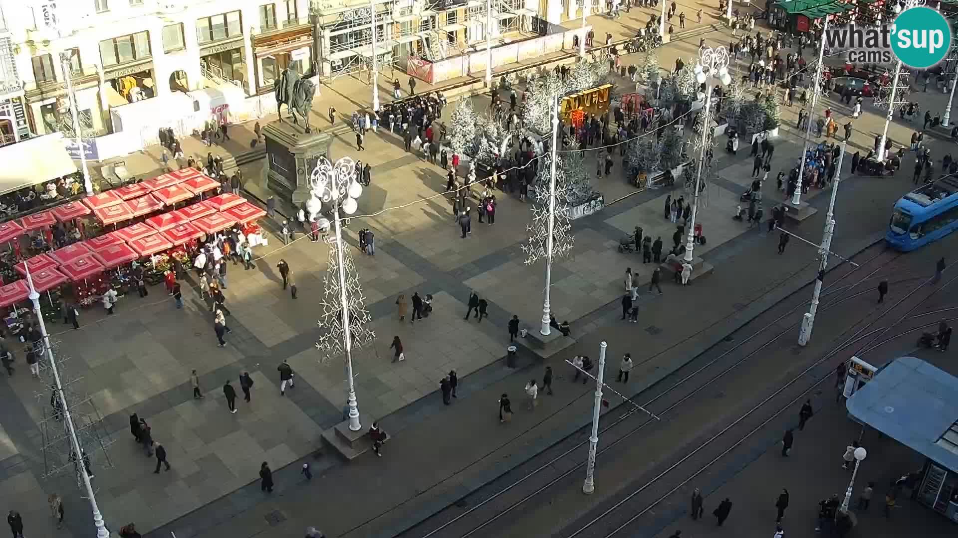 Trg Bana Jelačića v živo Zagreb – Hotel Dubrovnik