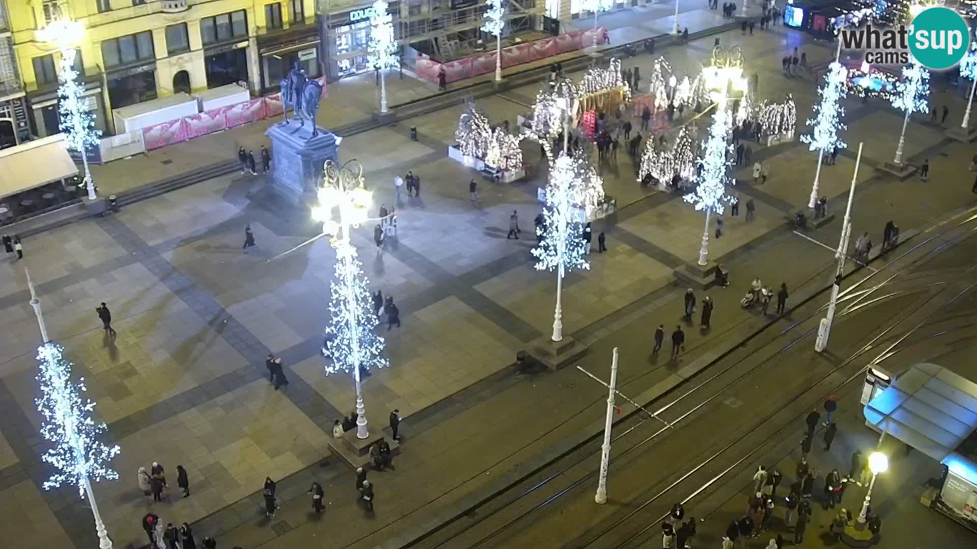Trg Bana Jelačića web kamera Zagreb – Hotel Dubrovnik