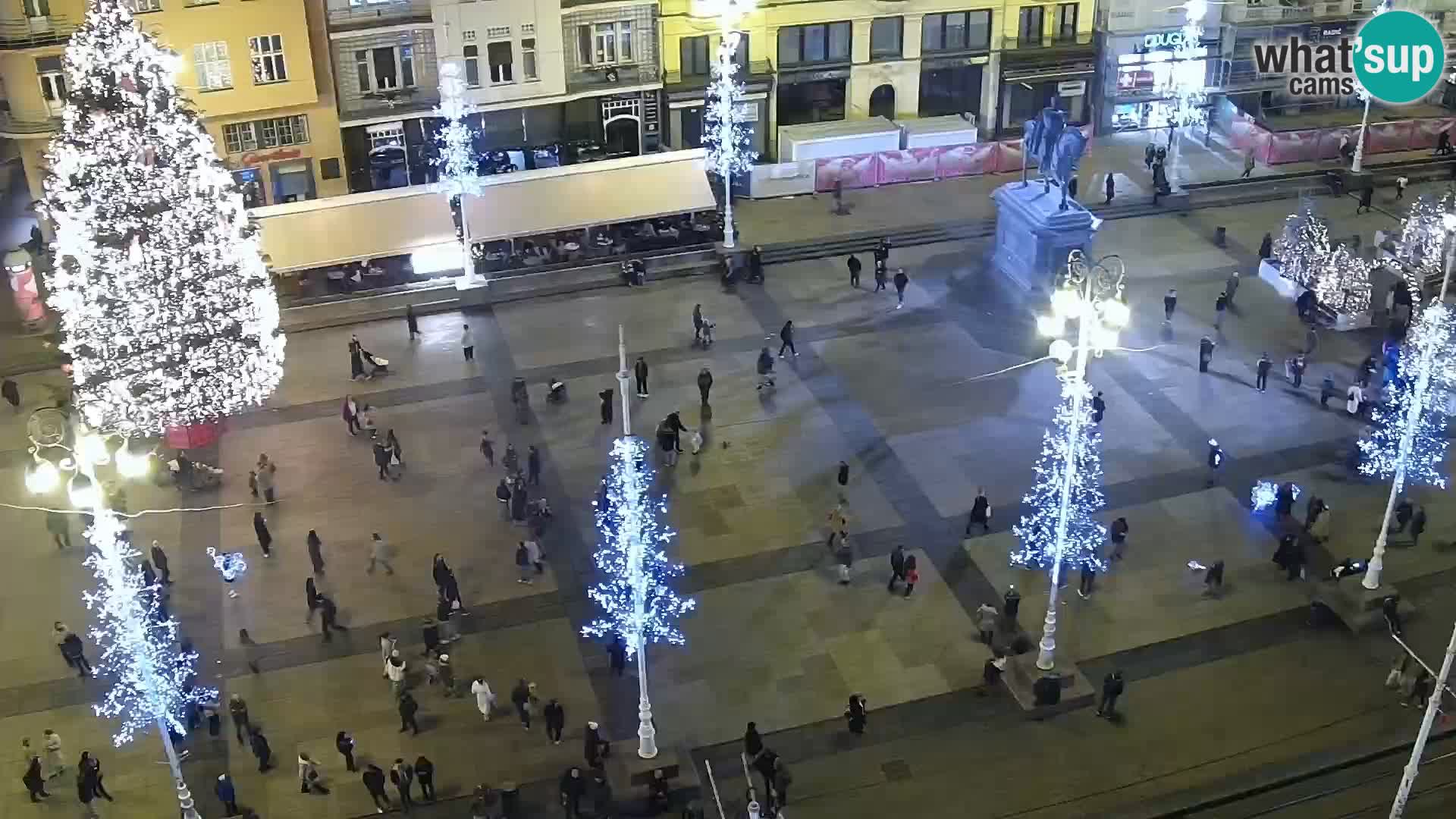 Ban Jelačić Platz  Live webcam Zagreb – Hotel Dubrovnik