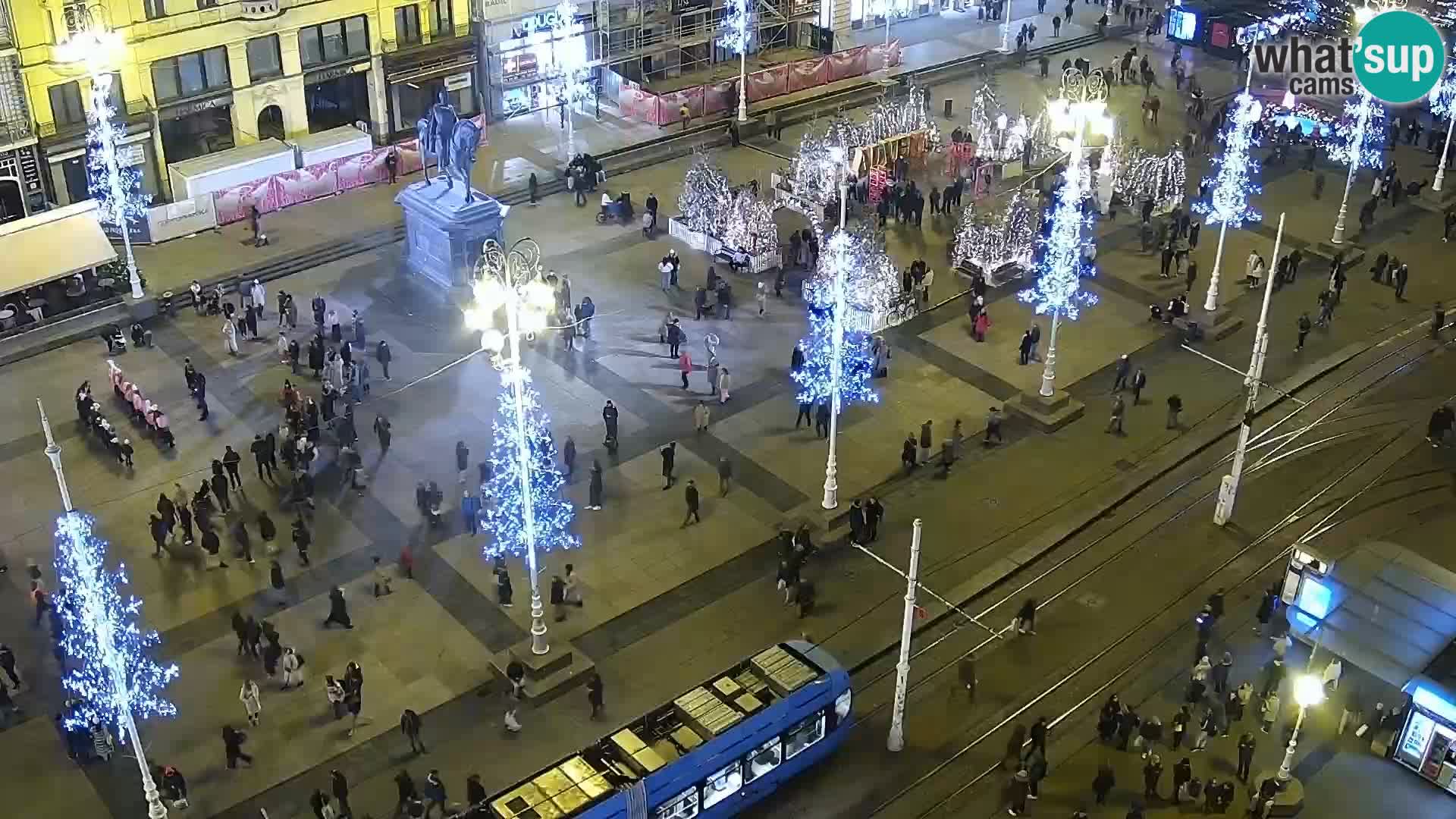 Trg Bana Jelačića web kamera Zagreb – Hotel Dubrovnik