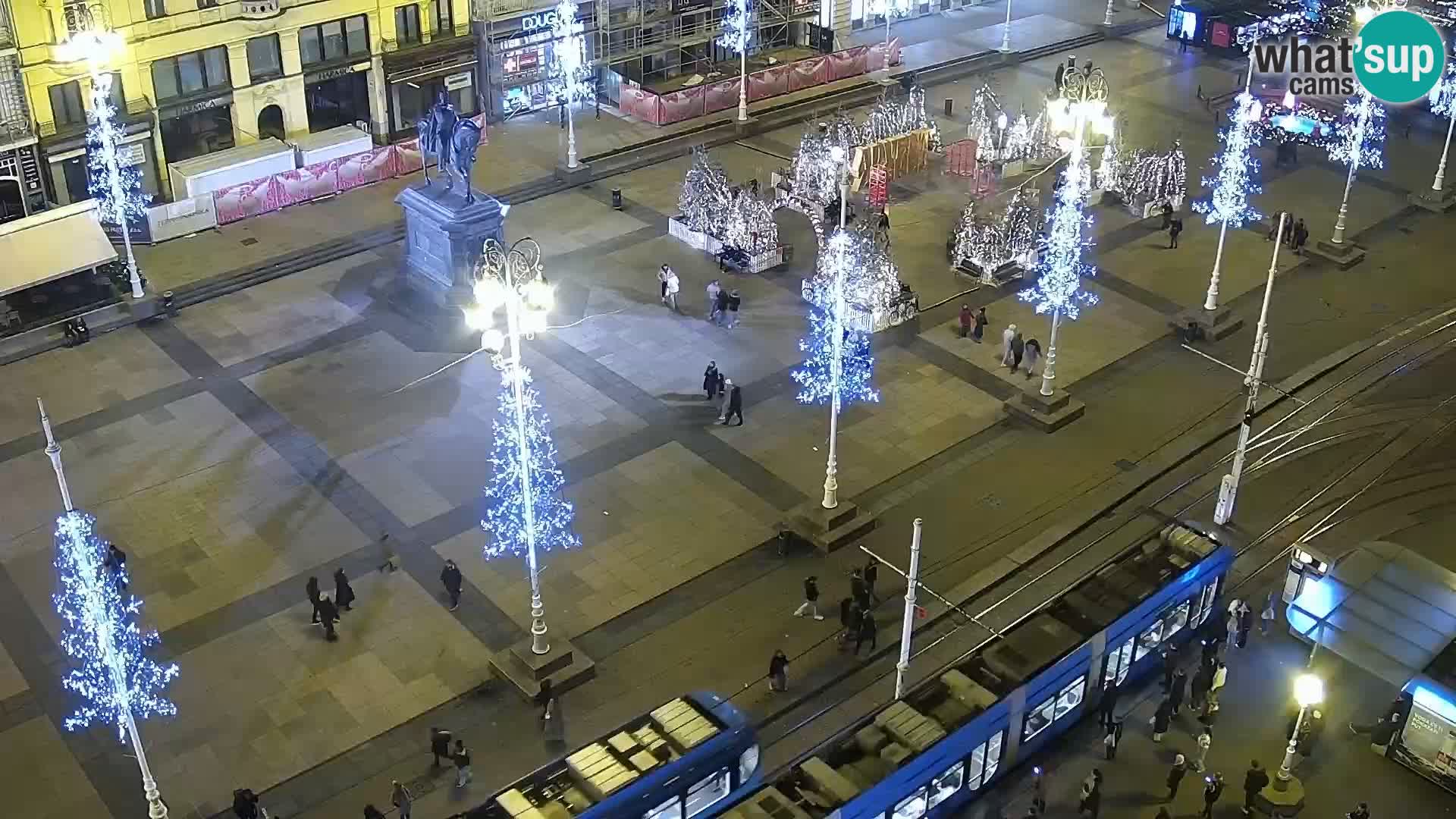 Trg Bana Jelačića v živo Zagreb – Hotel Dubrovnik