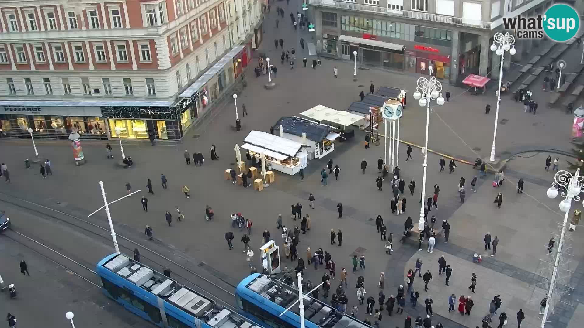 Trg Bana Jelačića web kamera Zagreb – Hotel Dubrovnik