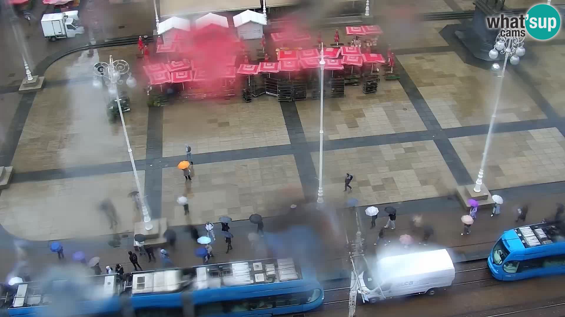 Trg Bana Jelačića v živo Zagreb – Hotel Dubrovnik