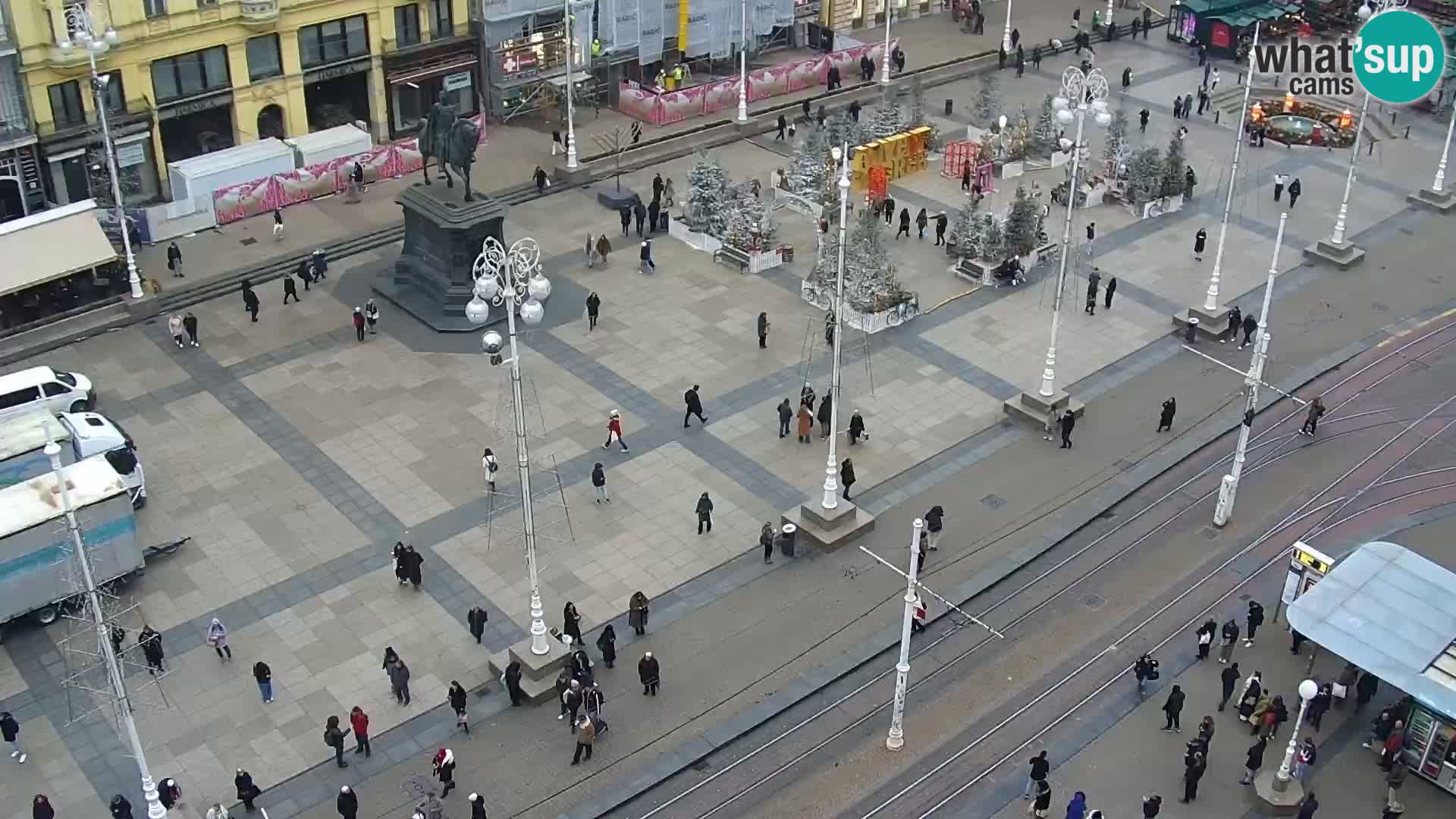 Trg Bana Jelačića v živo Zagreb – Hotel Dubrovnik