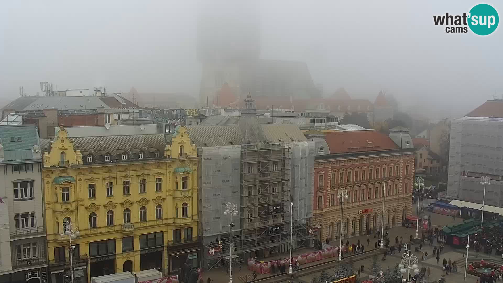 Trg Bana Jelačića web kamera Zagreb – Hotel Dubrovnik