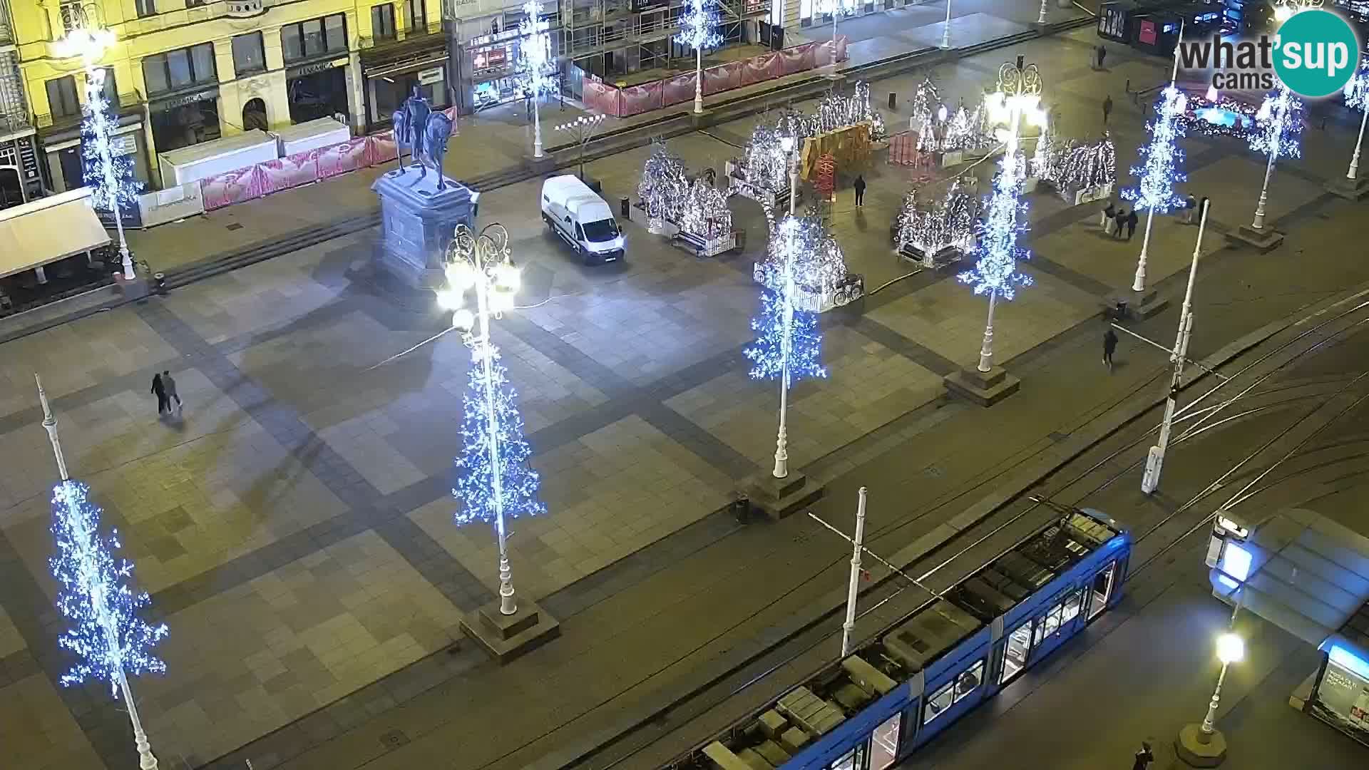 Trg Bana Jelačića v živo Zagreb – Hotel Dubrovnik