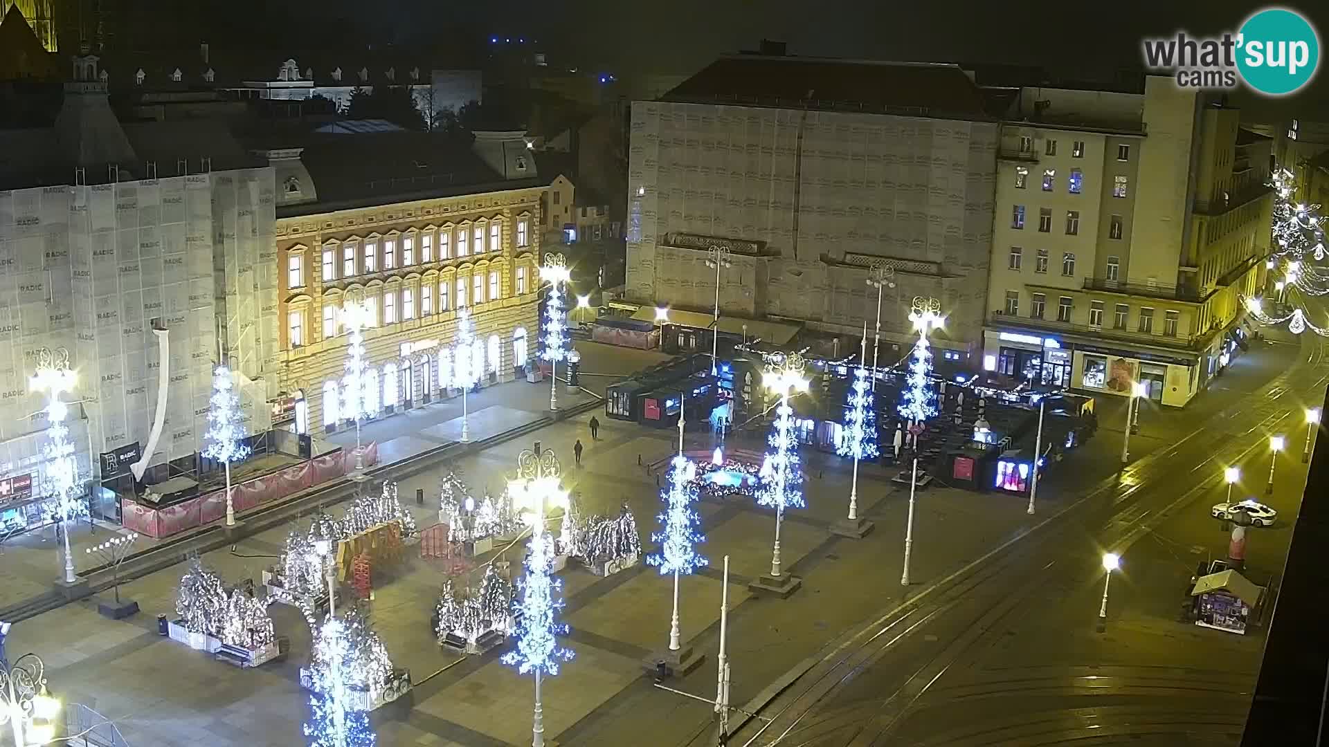 Trg Bana Jelačića v živo Zagreb – Hotel Dubrovnik