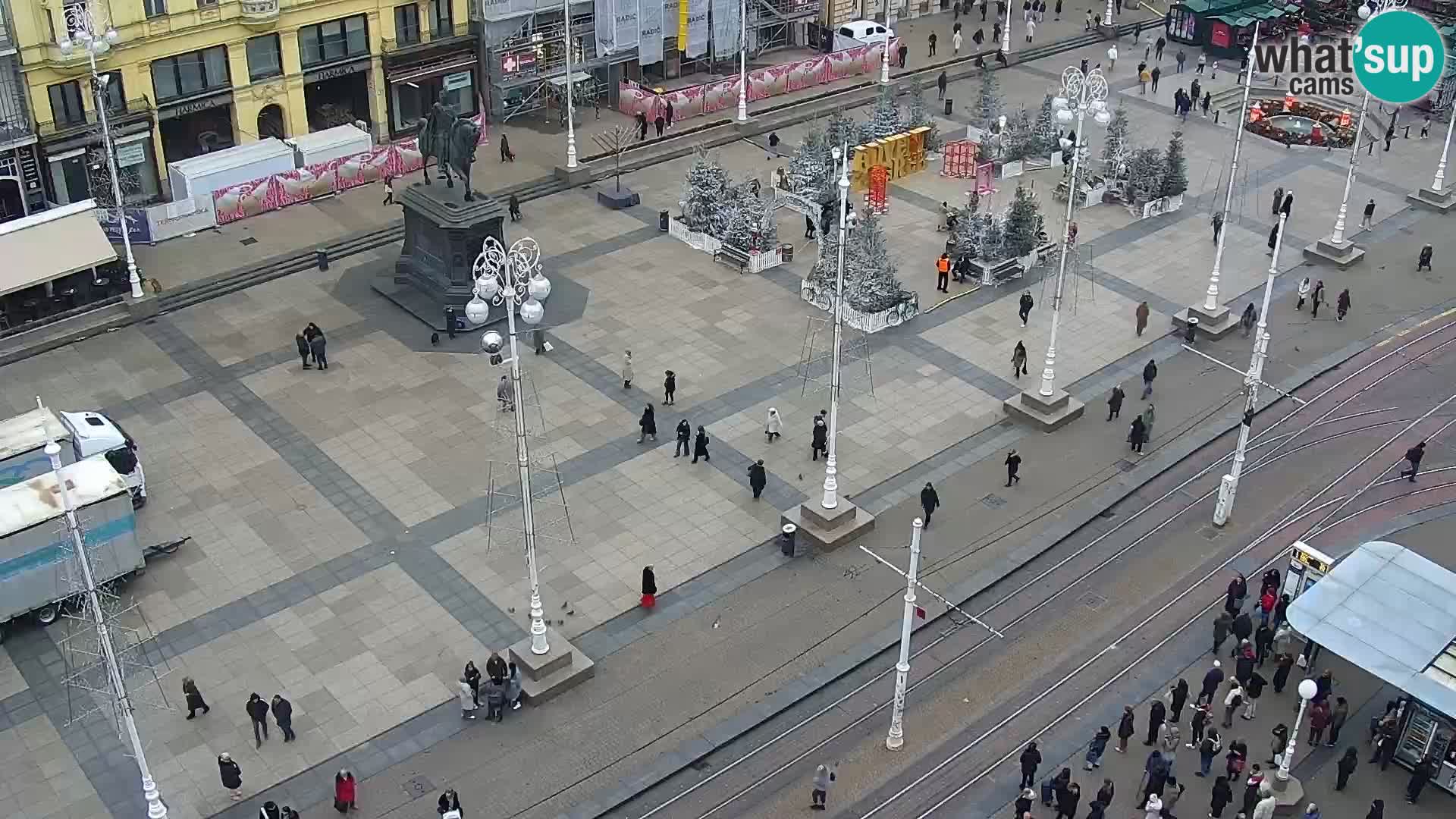 Trg Bana Jelačića web kamera Zagreb – Hotel Dubrovnik