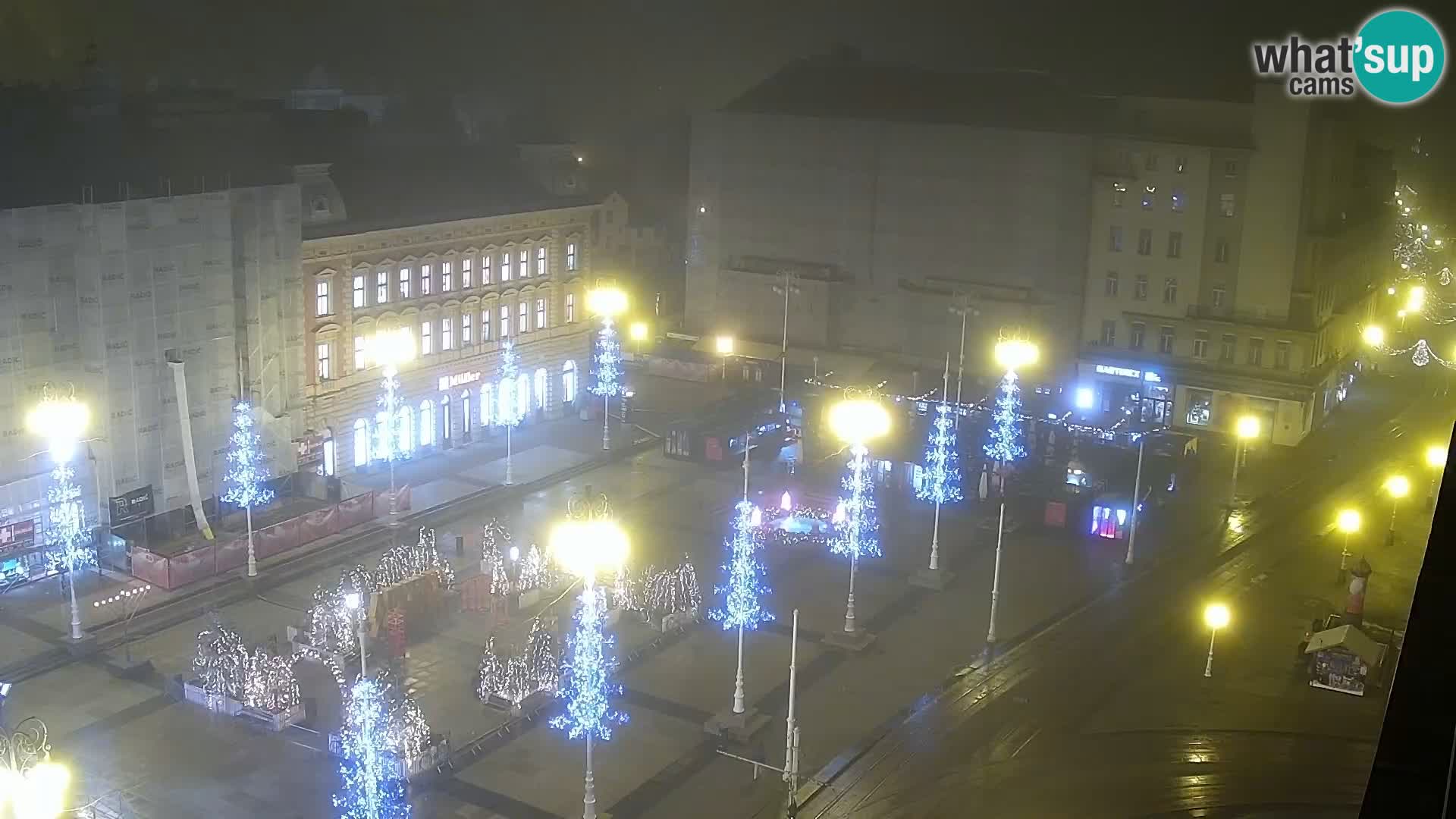 Trg Bana Jelačića web kamera Zagreb – Hotel Dubrovnik