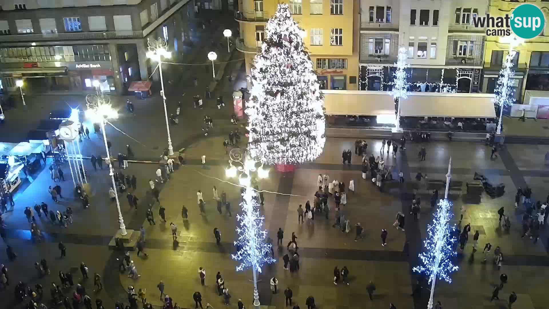 Ban Jelačić Platz  Live webcam Zagreb – Hotel Dubrovnik
