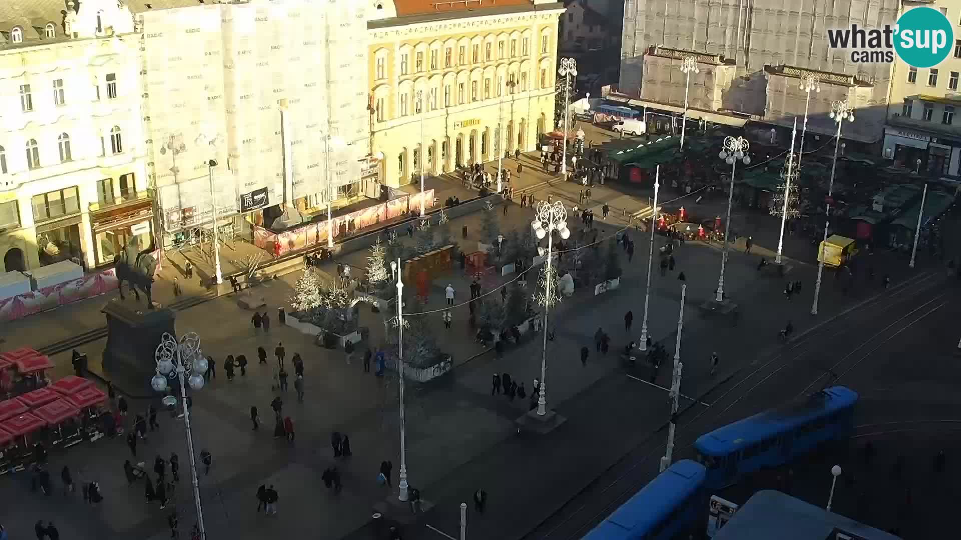 Trg Bana Jelačića v živo Zagreb – Hotel Dubrovnik