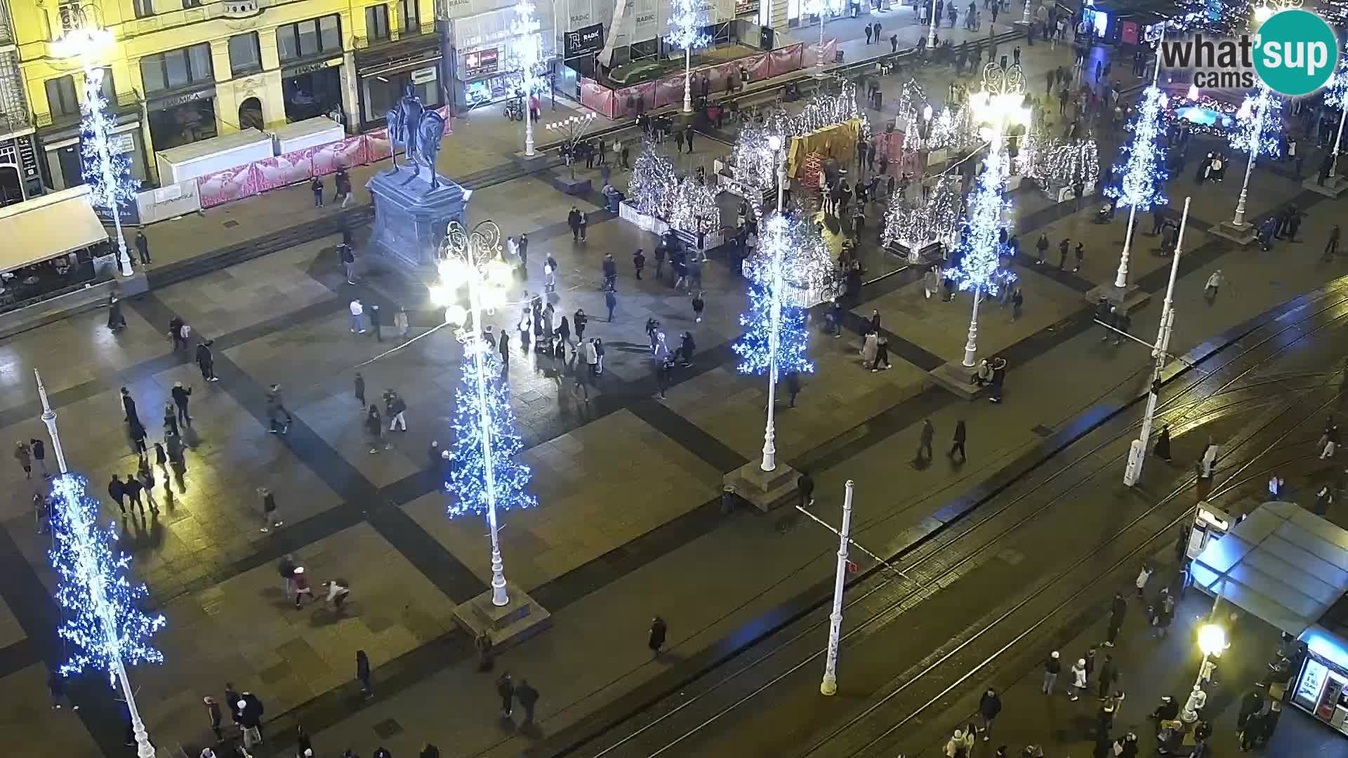Trg Bana Jelačića web kamera Zagreb – Hotel Dubrovnik