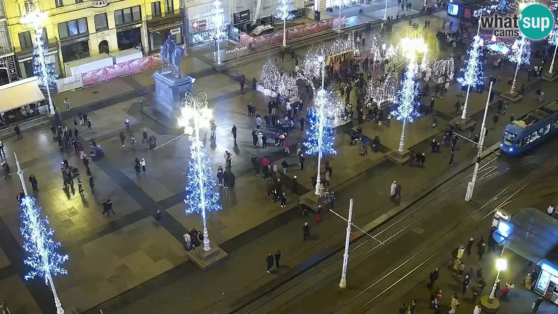 Trg Bana Jelačića web kamera Zagreb – Hotel Dubrovnik