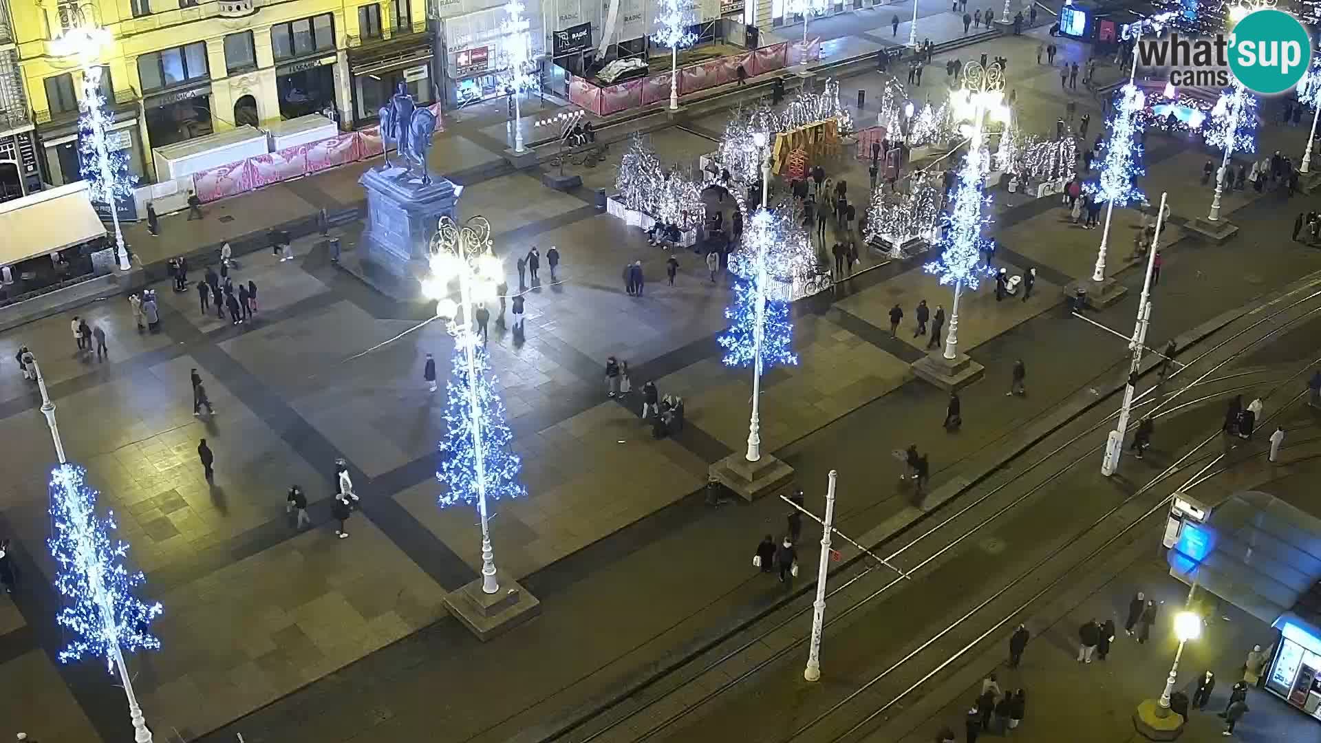 Trg Bana Jelačića web kamera Zagreb – Hotel Dubrovnik