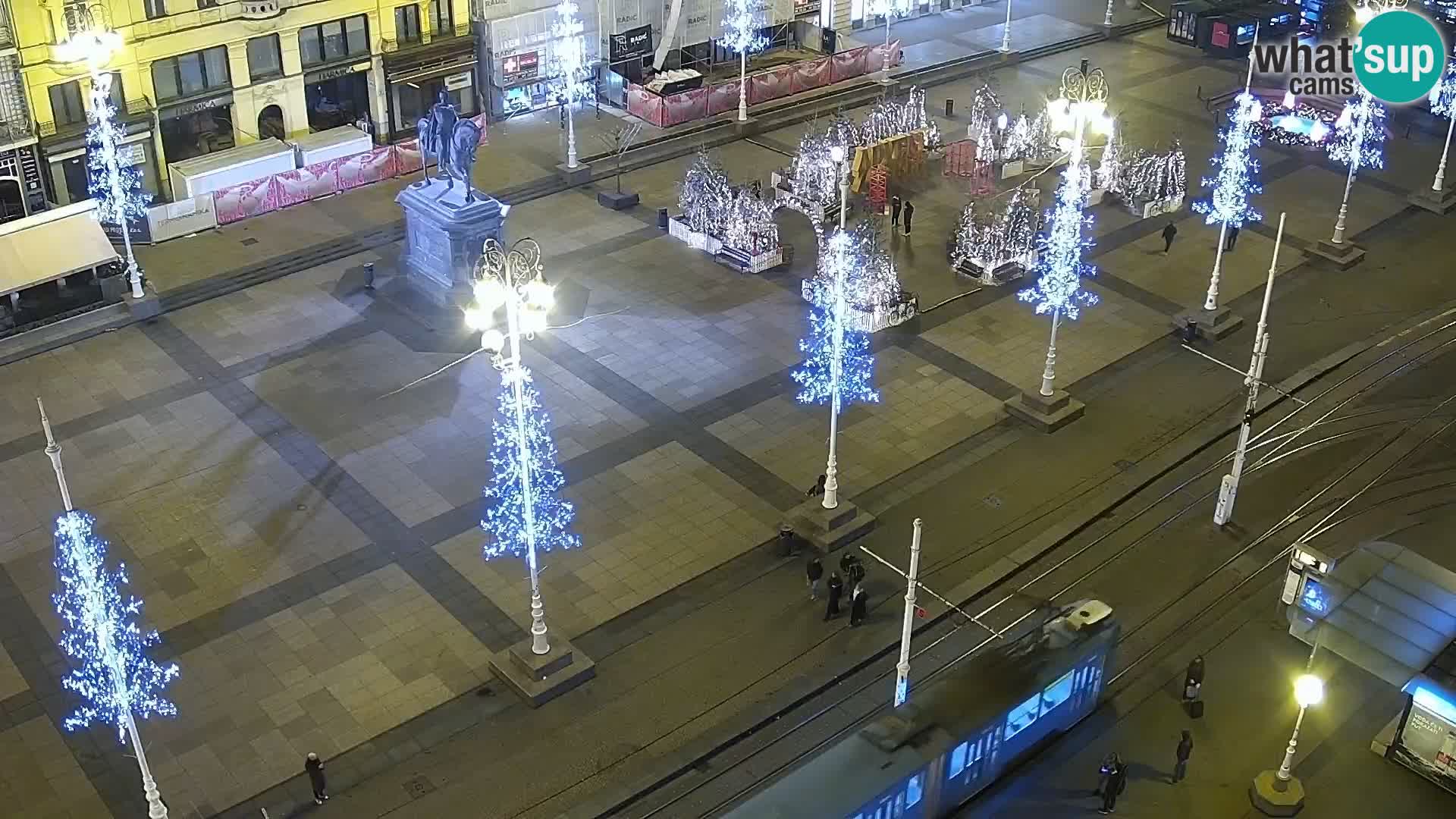 Trg Bana Jelačića web kamera Zagreb – Hotel Dubrovnik