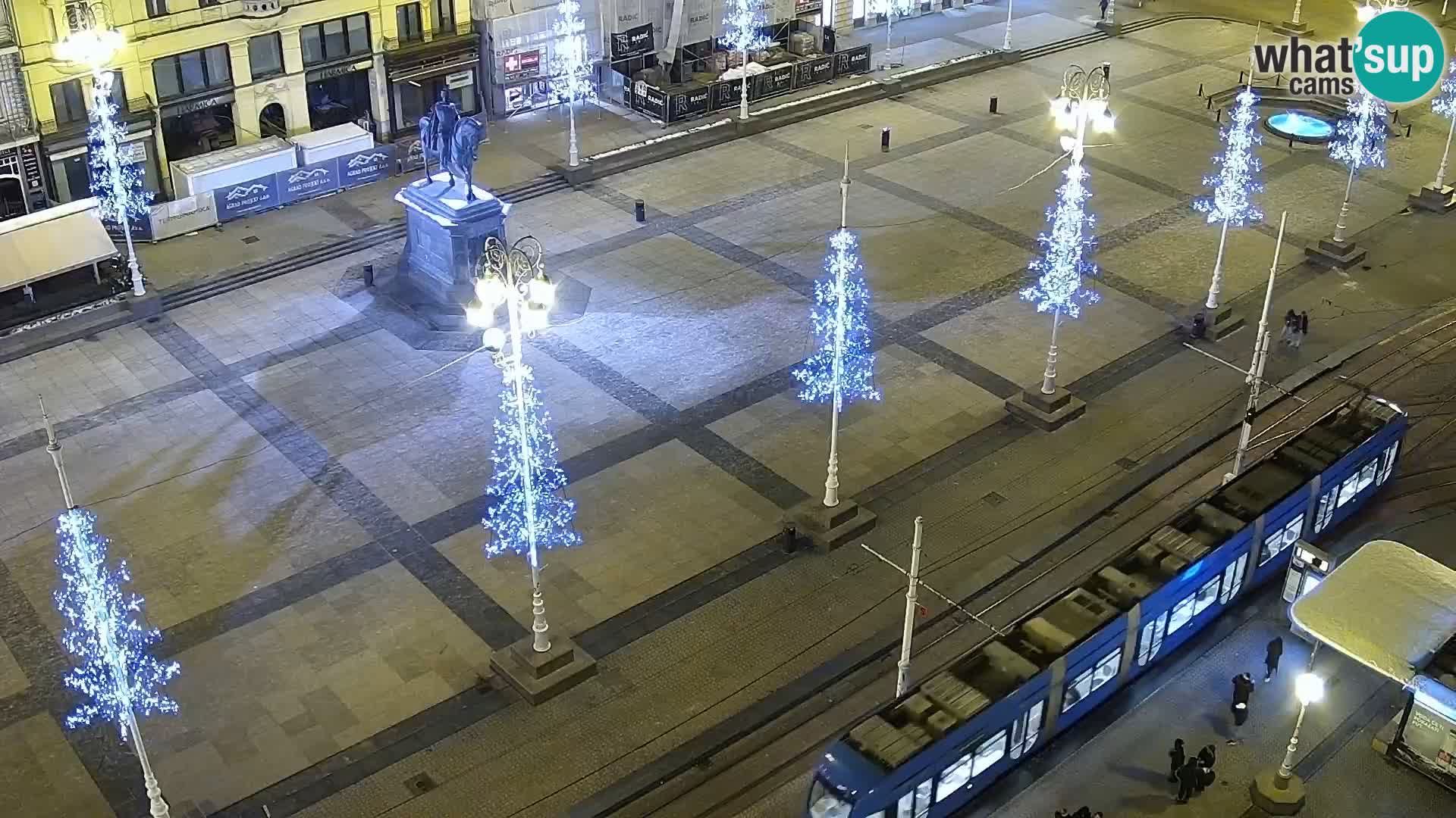 Trg Bana Jelačića v živo Zagreb – Hotel Dubrovnik