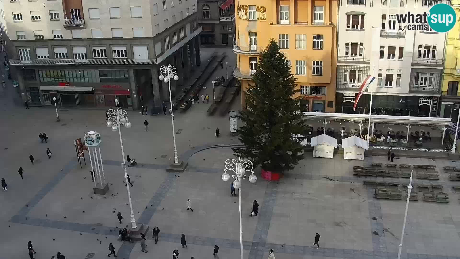 Piazza Ban Jelačić livecam Zagreb – Hotel Dubrovnik