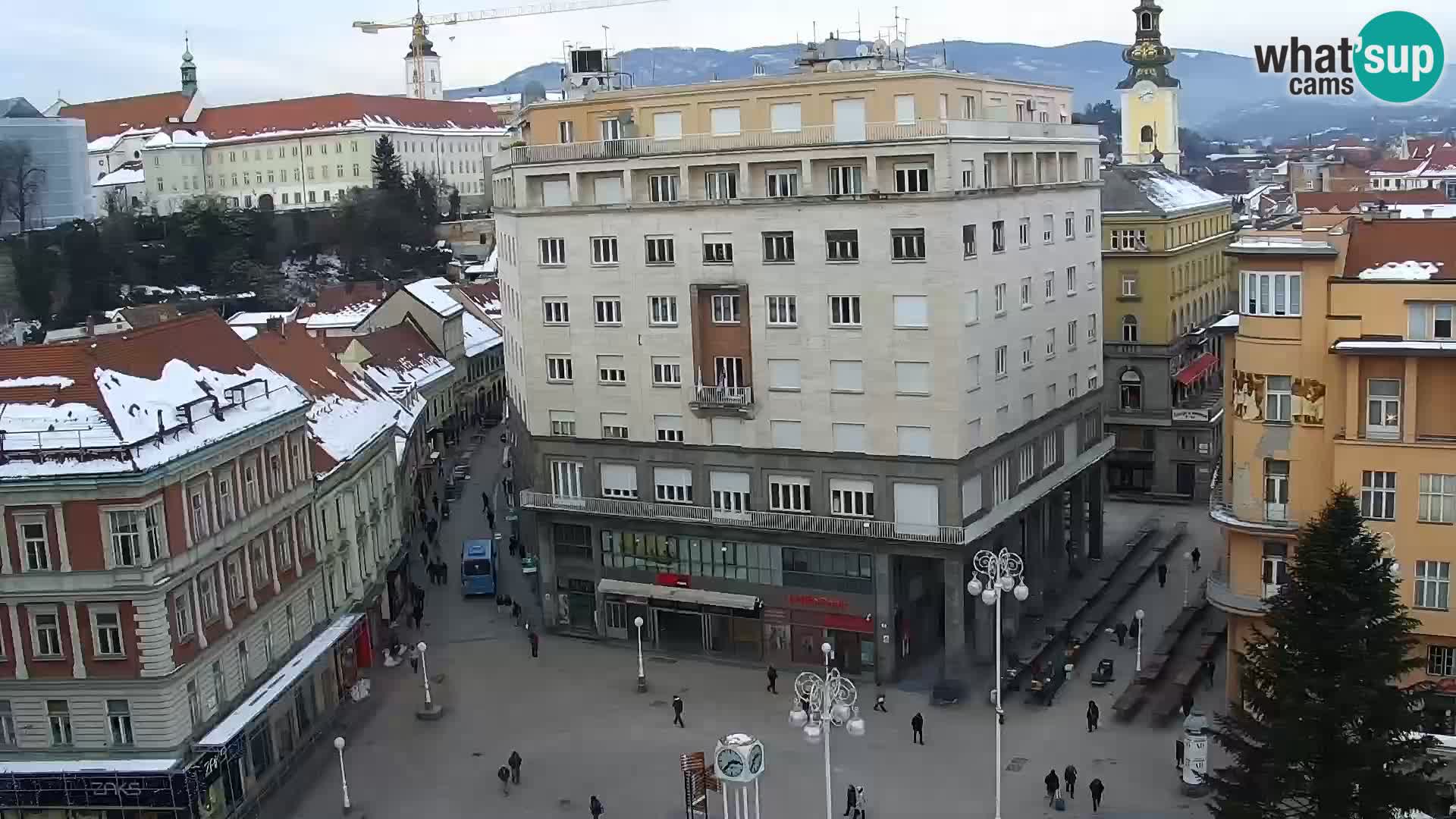 LIVE Webcam Zagreb Hotel Dubrovnik | Ban Jelačić square