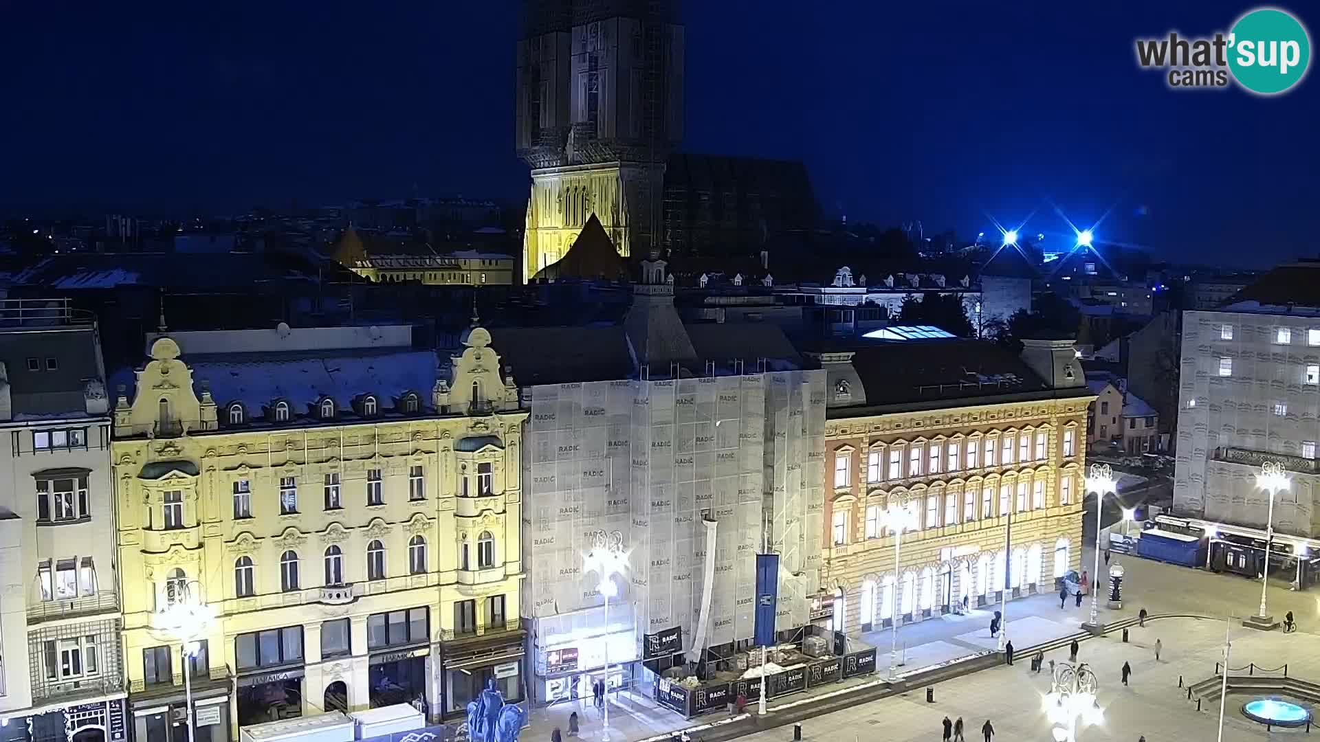 Trg Bana Jelačića v živo Zagreb – Hotel Dubrovnik