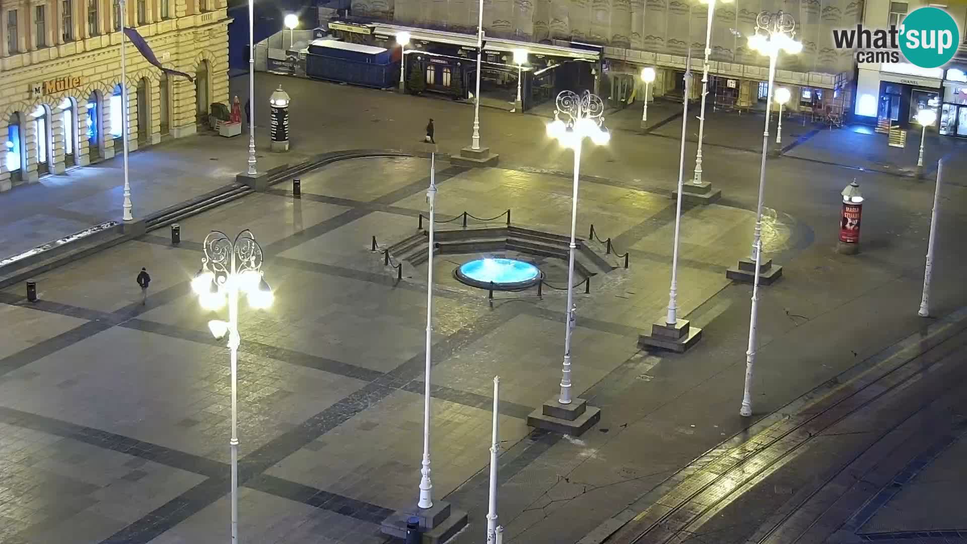 Trg Bana Jelačića web kamera Zagreb – Hotel Dubrovnik