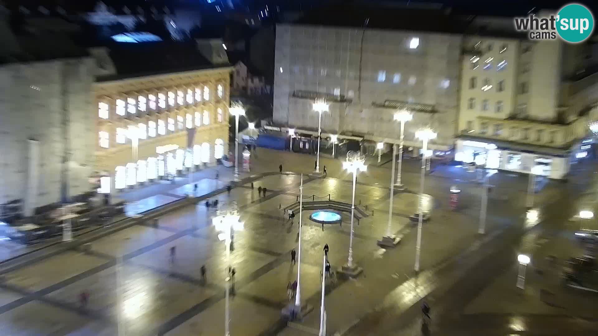 Trg Bana Jelačića web kamera Zagreb – Hotel Dubrovnik