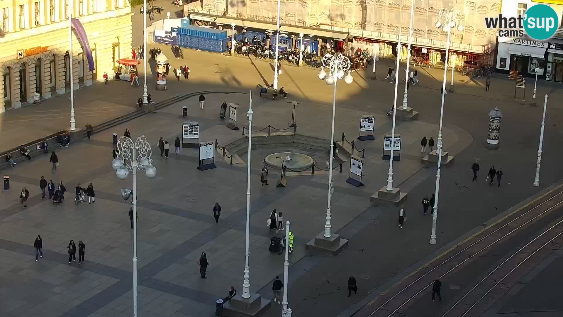 Ban Jelačić Platz Live webcam Zagreb – Hotel Dubrovnik