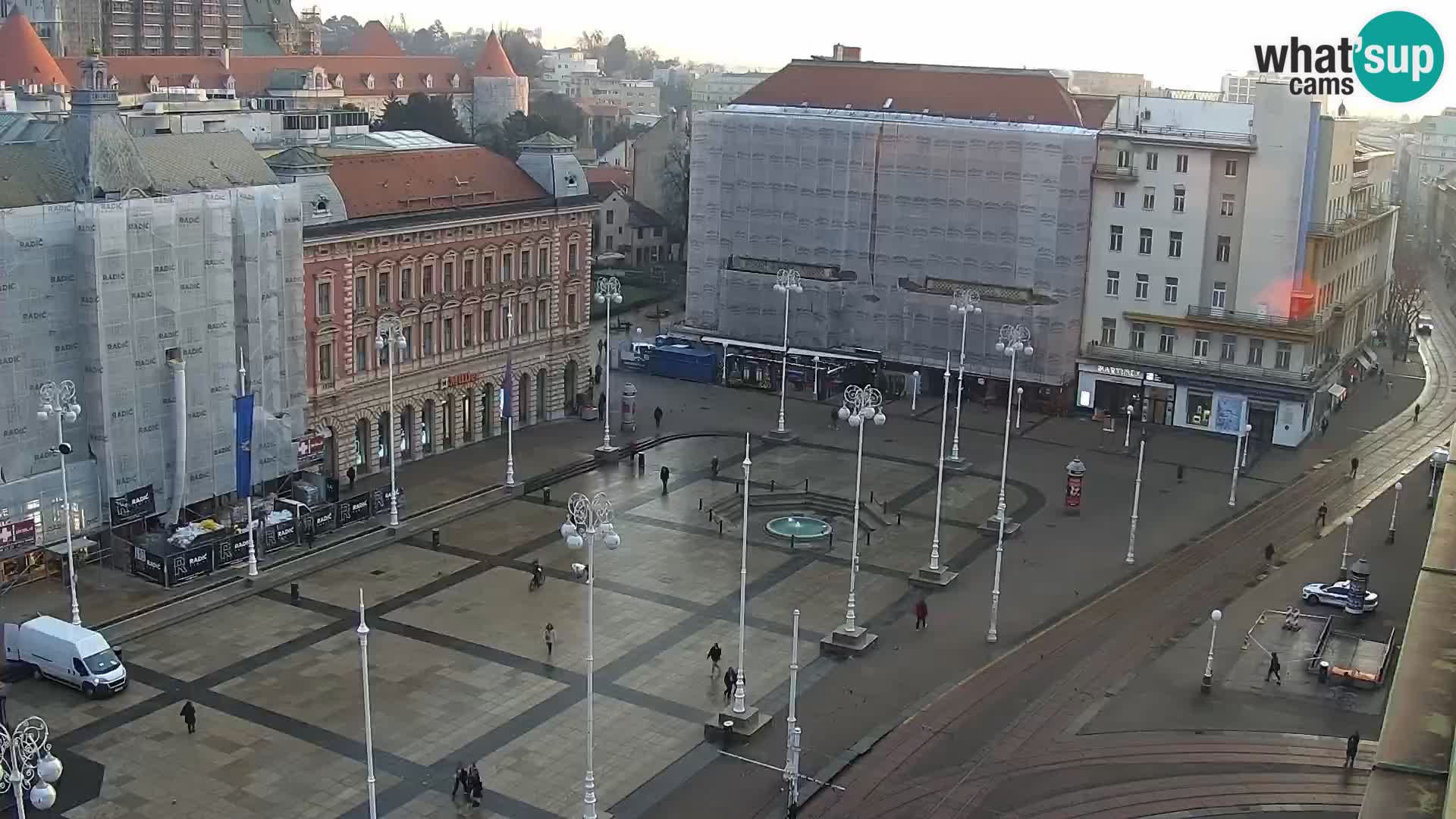 LIVE Webcam Zagreb Hotel Dubrovnik | Ban Jelačić square