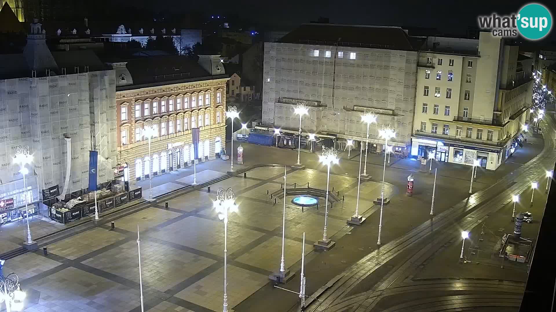 Trg Bana Jelačića web kamera Zagreb – Hotel Dubrovnik