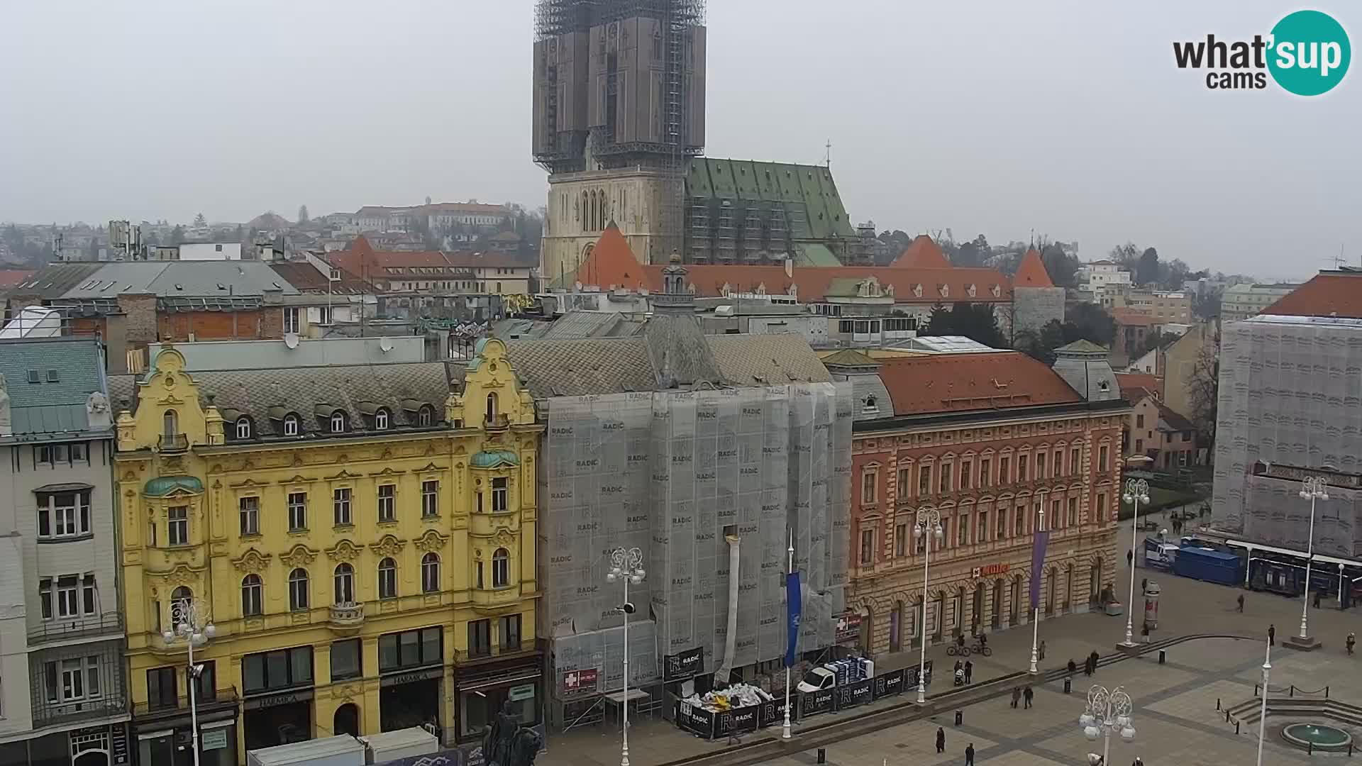 Trg Bana Jelačića web kamera Zagreb – Hotel Dubrovnik
