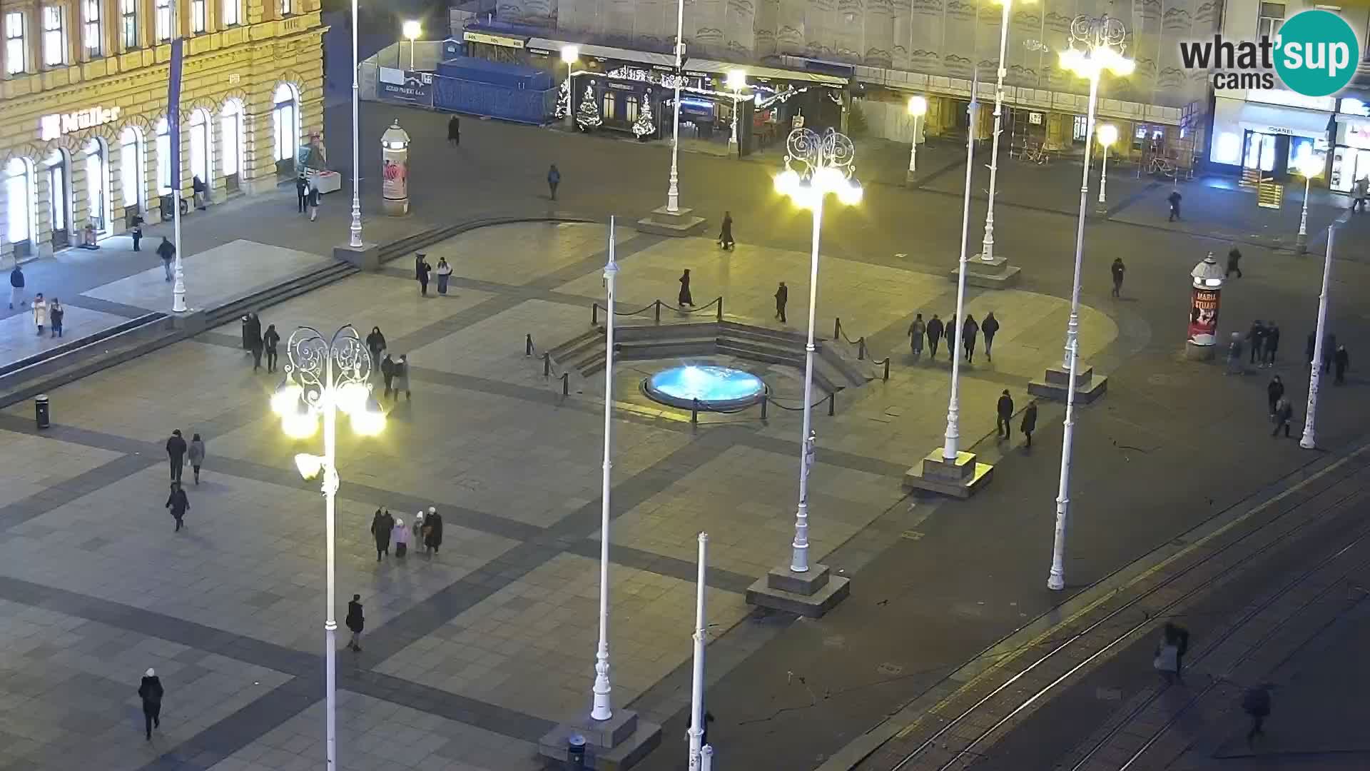 Trg Bana Jelačića web kamera Zagreb – Hotel Dubrovnik