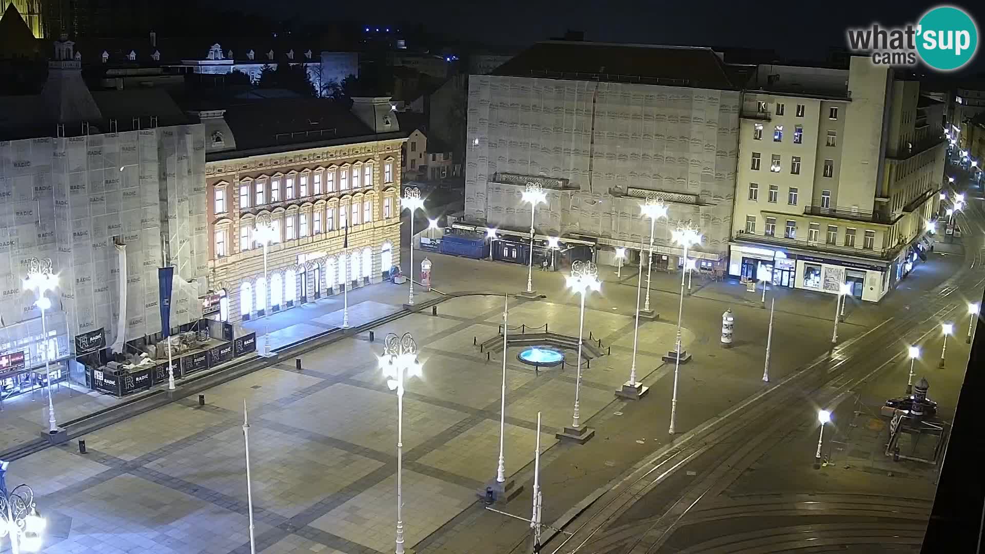 Trg Bana Jelačića v živo Zagreb – Hotel Dubrovnik