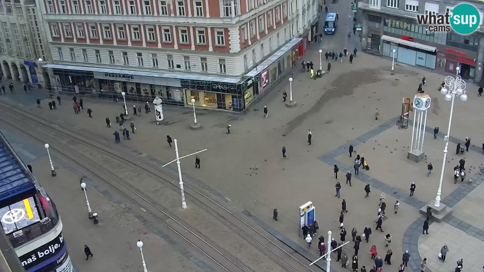 LIVE Webcam Zagreb Hotel Dubrovnik | Ban Jelačić square
