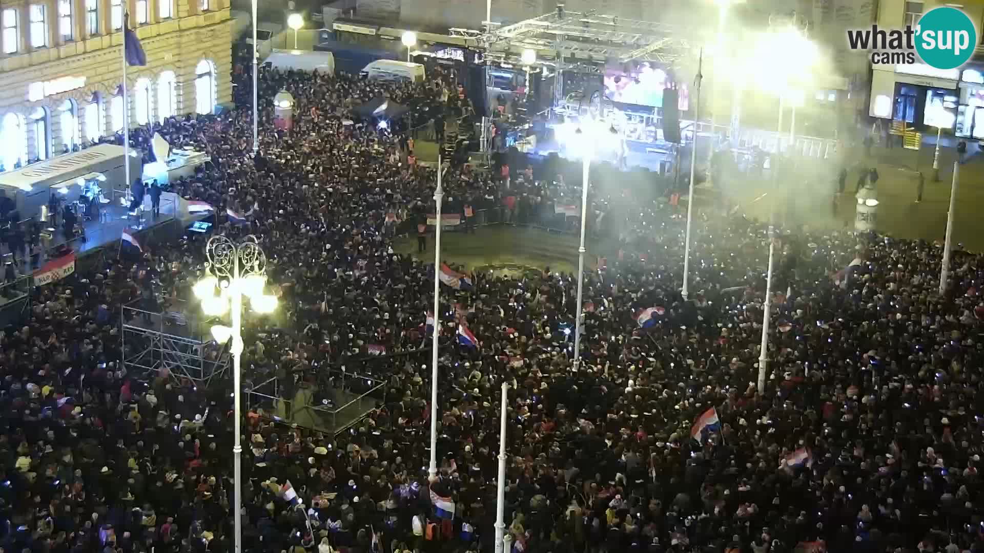 Ban Jelačić Platz  Live webcam Zagreb – Hotel Dubrovnik