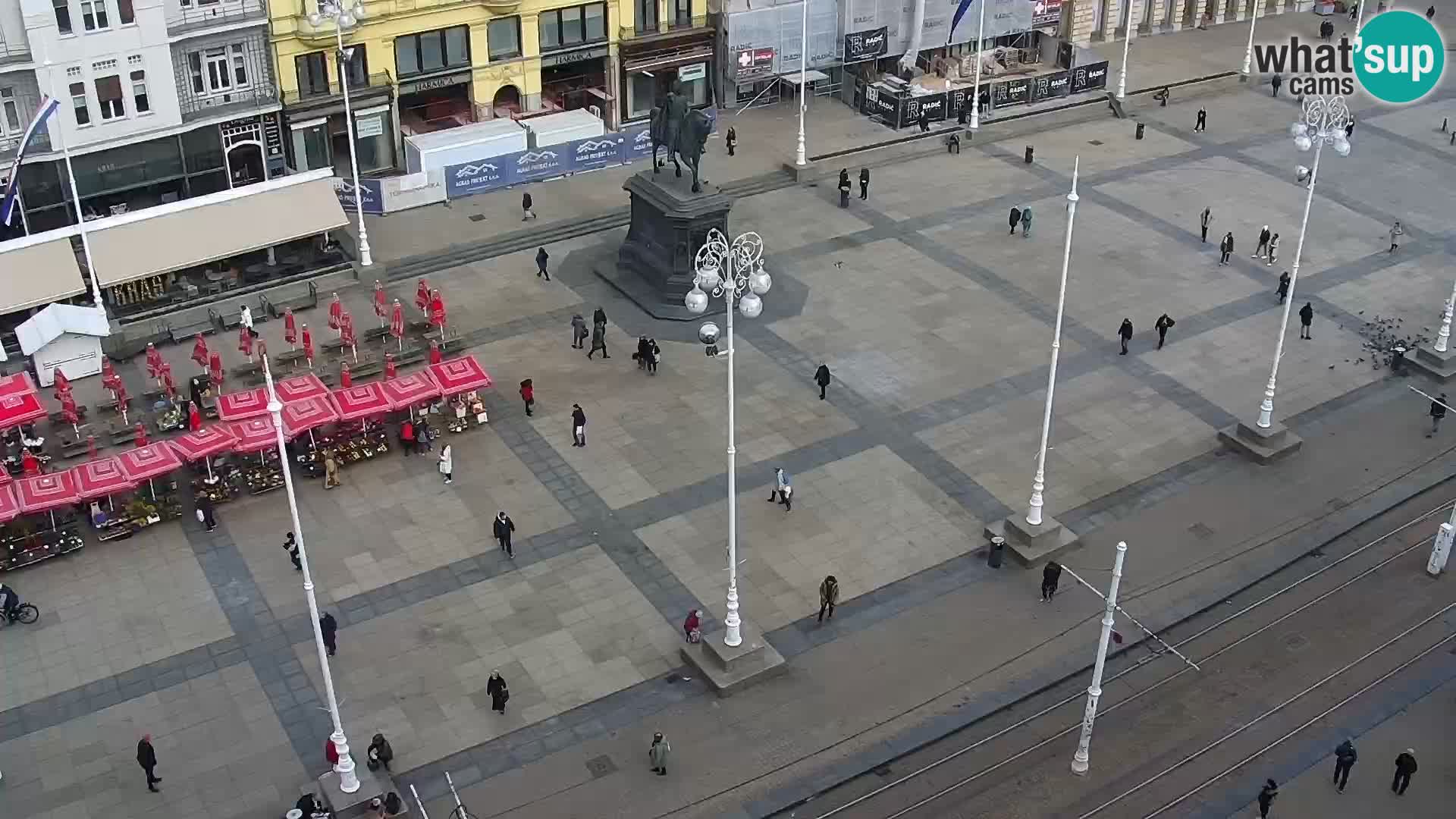 Trg Bana Jelačića v živo Zagreb – Hotel Dubrovnik