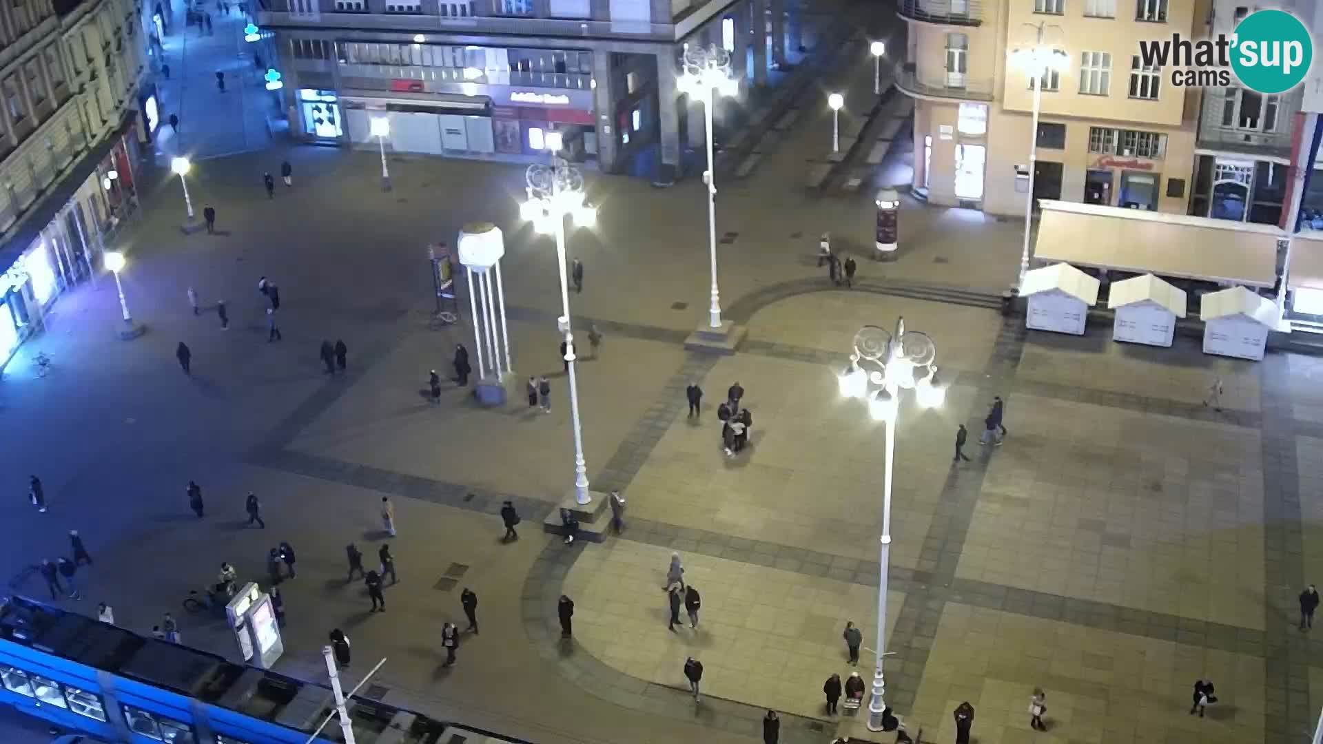 Trg Bana Jelačića v živo Zagreb – Hotel Dubrovnik