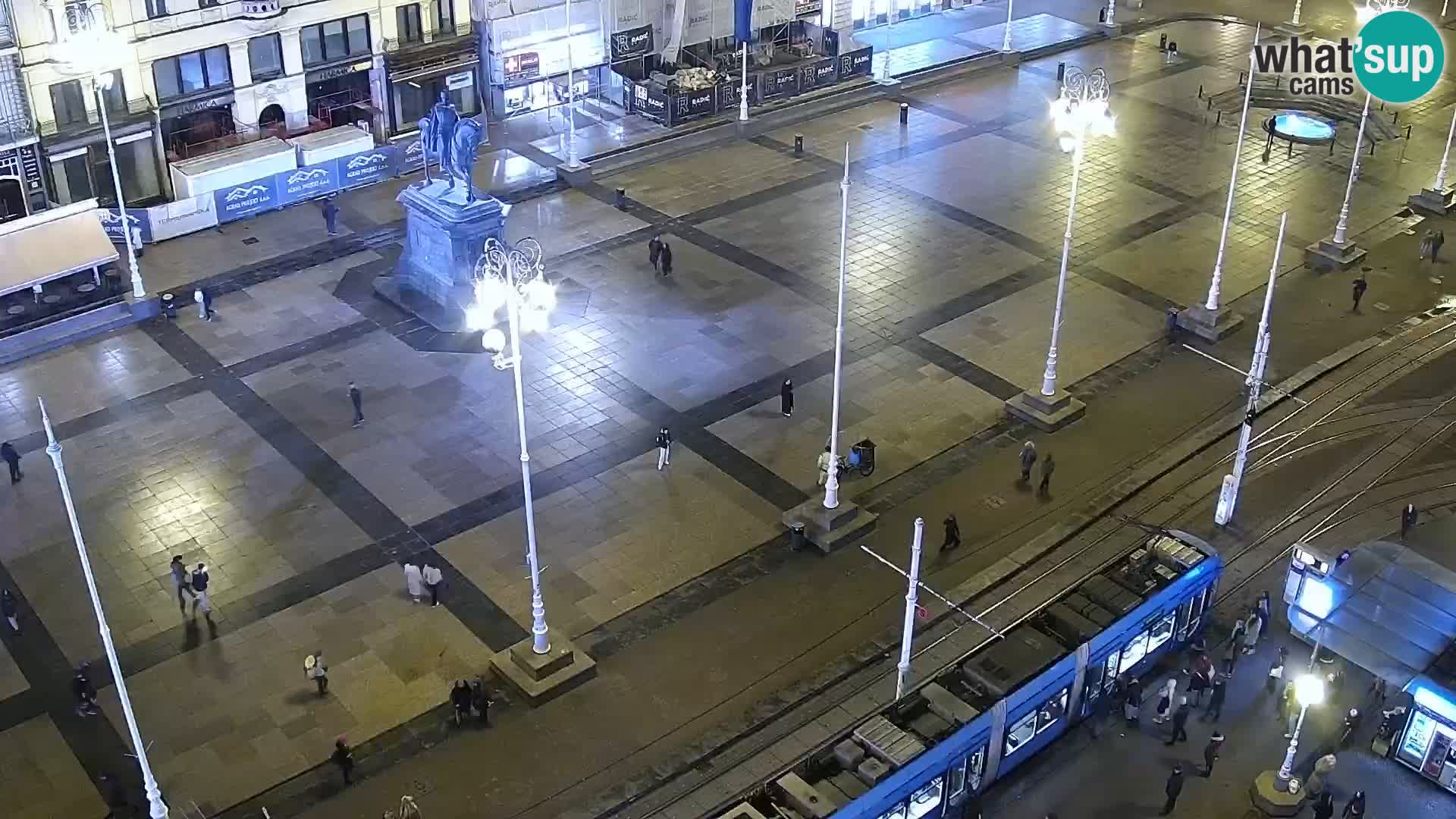 Trg Bana Jelačića v živo Zagreb – Hotel Dubrovnik