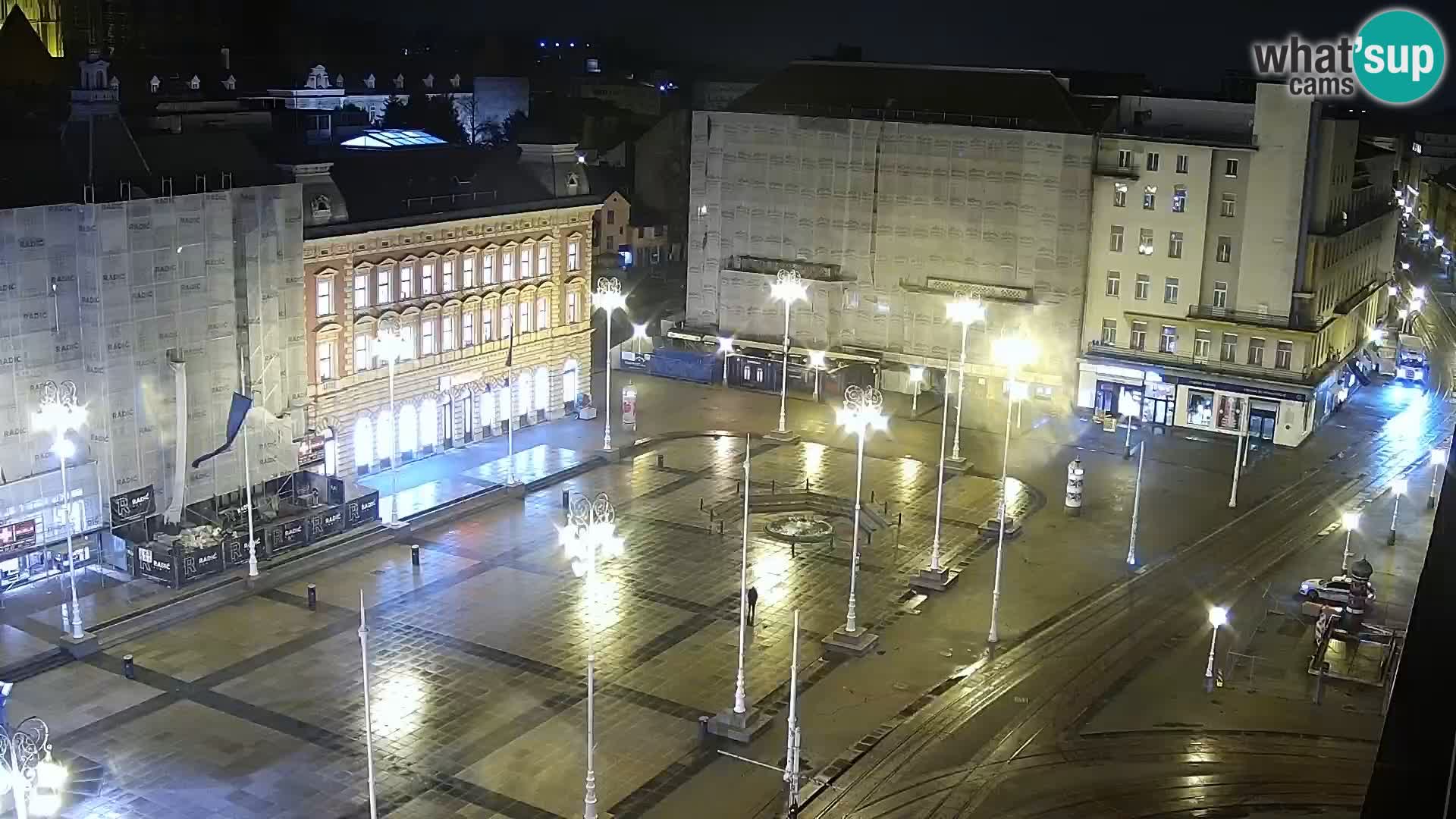 Trg Bana Jelačića v živo Zagreb – Hotel Dubrovnik