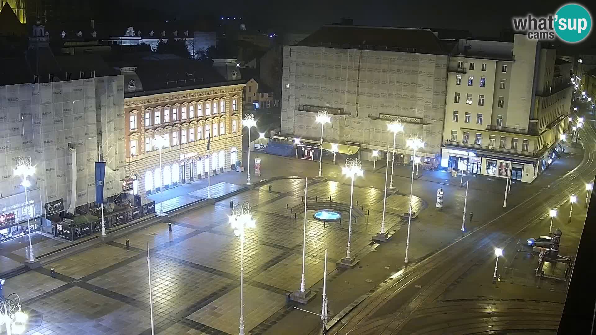 Trg Bana Jelačića web kamera Zagreb – Hotel Dubrovnik